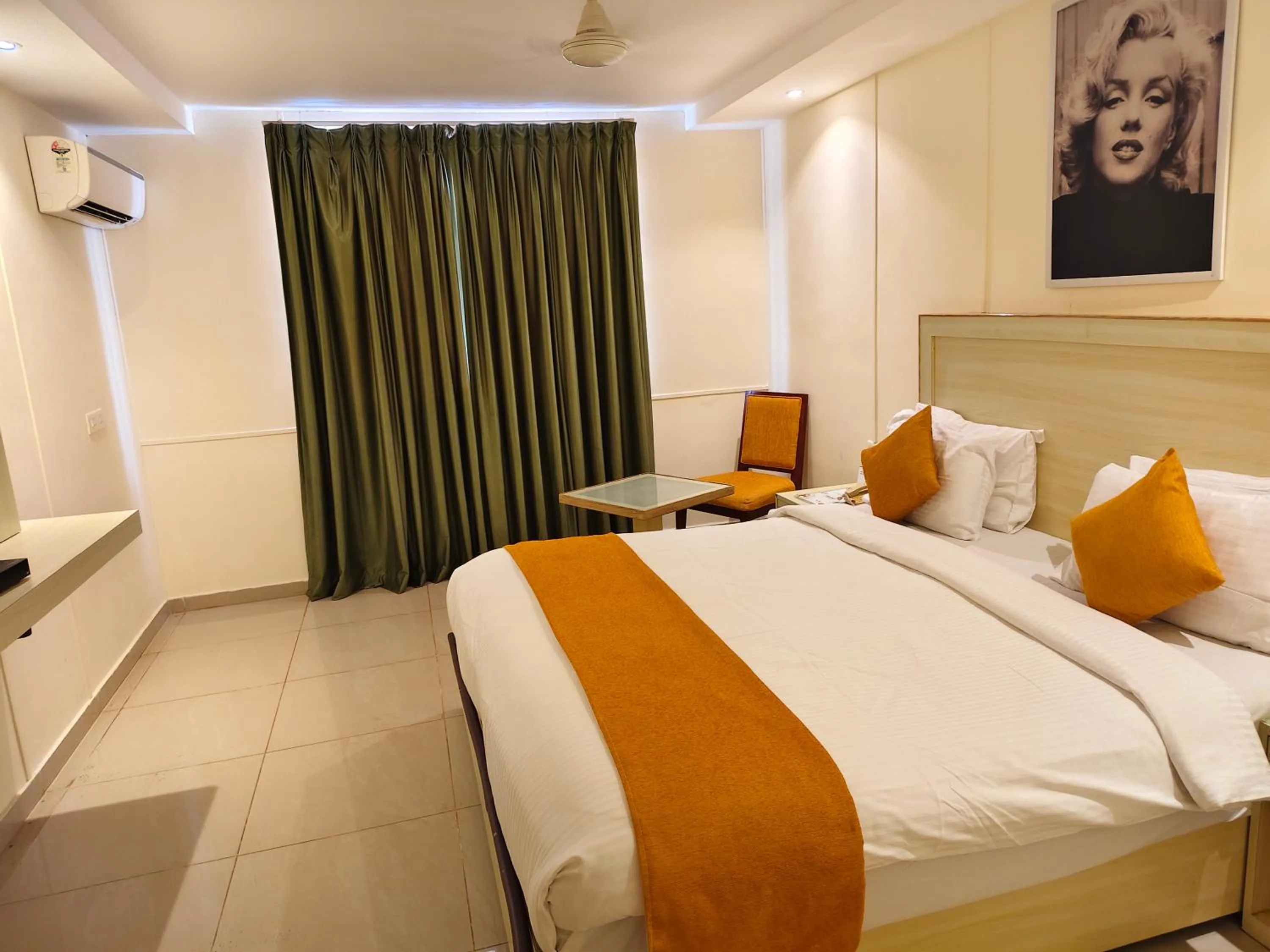 Bedroom, Bed in Trevon Hotels & Resorts Goa
