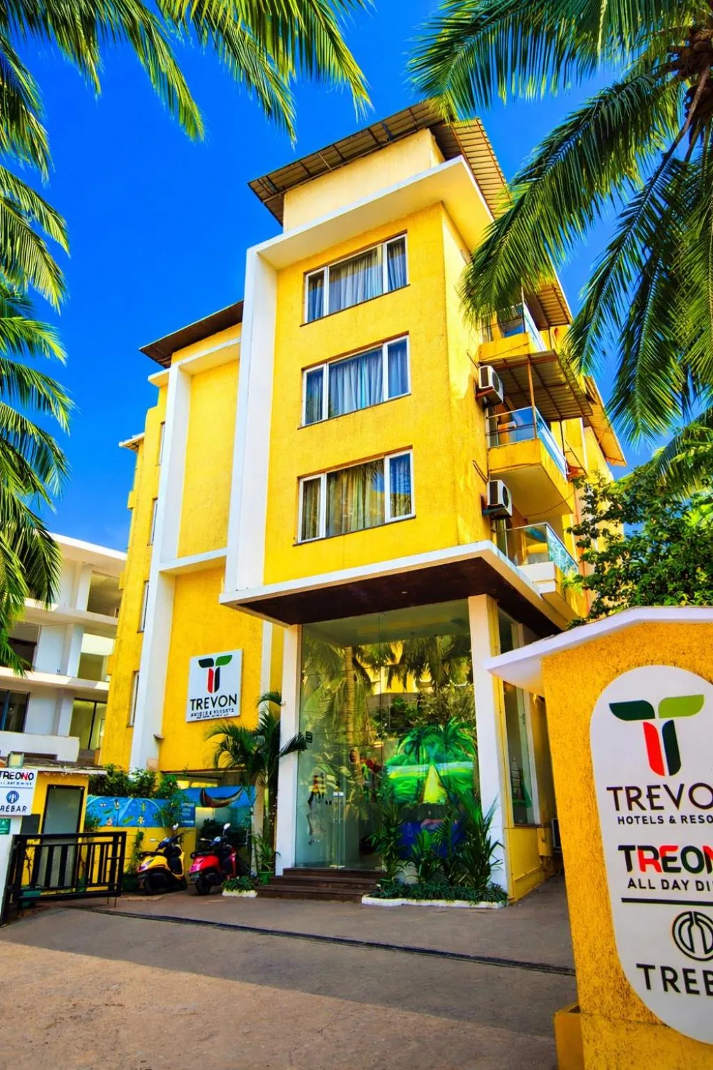 Facade/entrance in Trevon Hotels & Resorts Goa