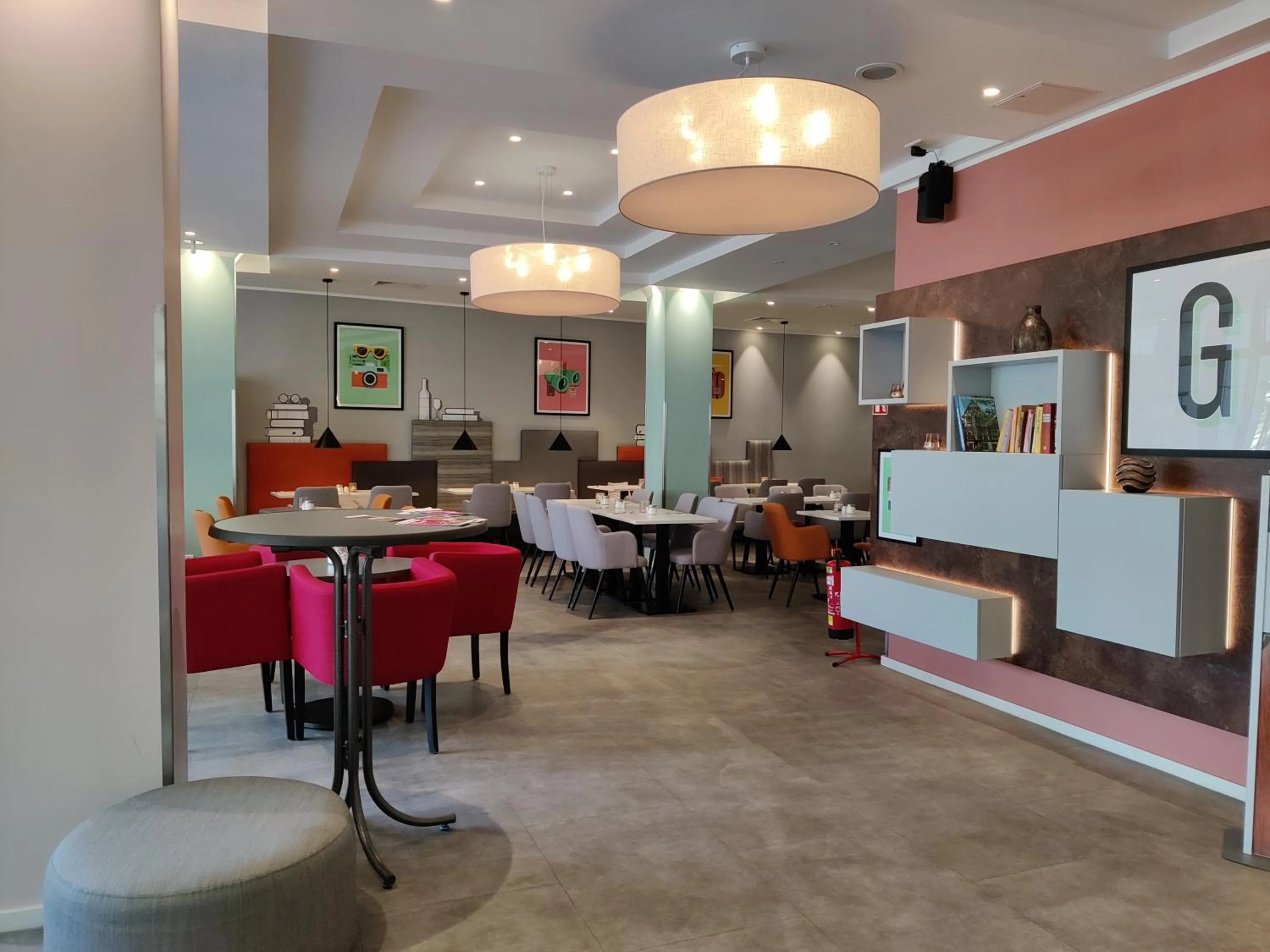 Breakfast in Select Hotel Wiesbaden City