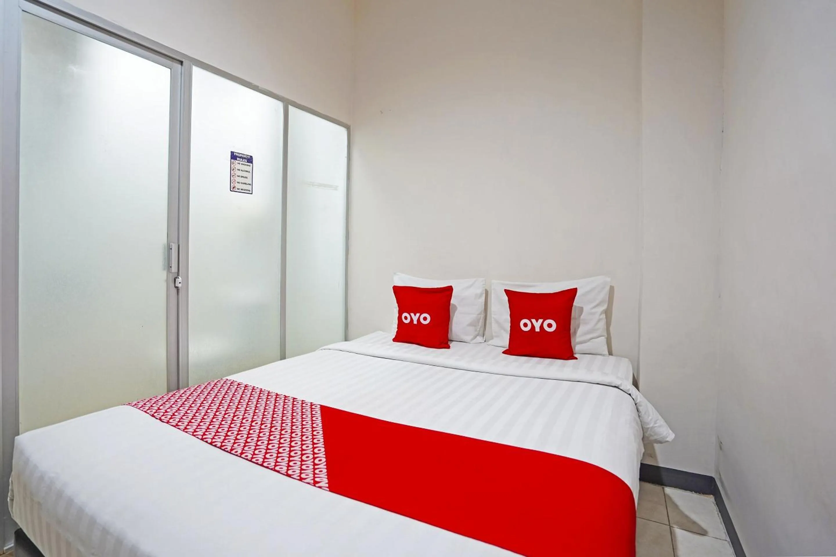 Bedroom in OYO Flagship 90890 Bratang Gede Residence