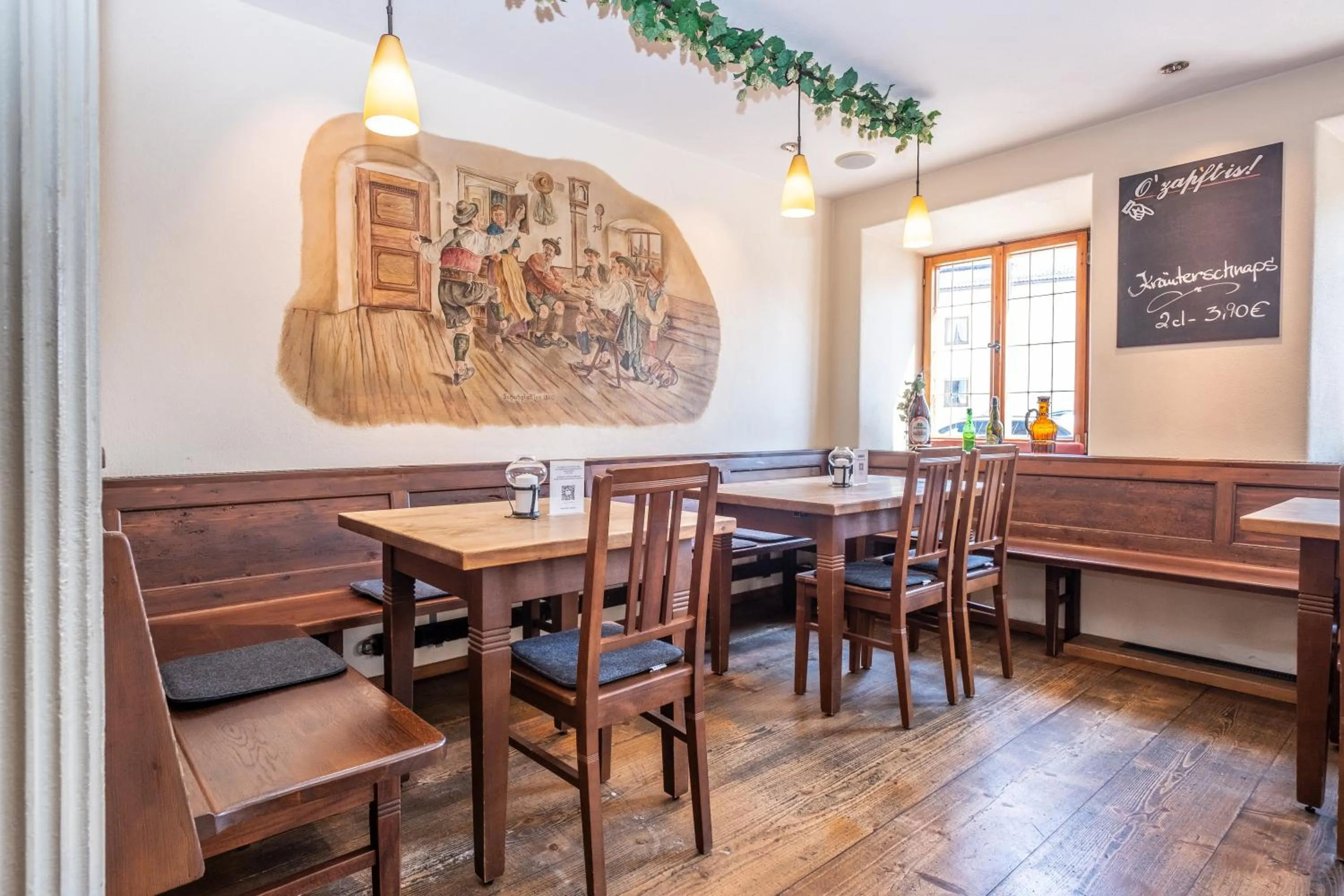 Restaurant/places to eat in Hotel Alte Post