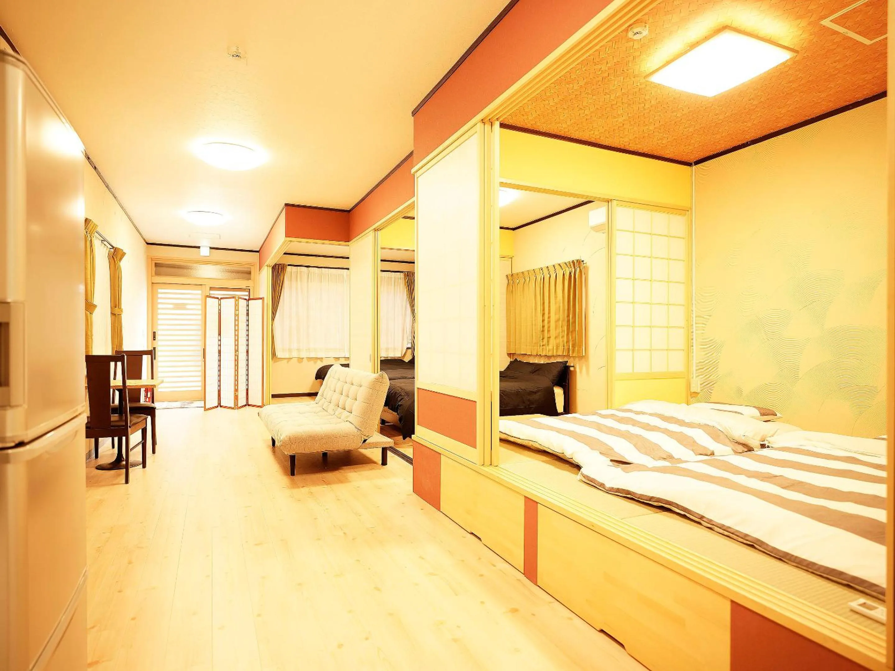 Three-Bedroom Apartment in Mcity in Maejima