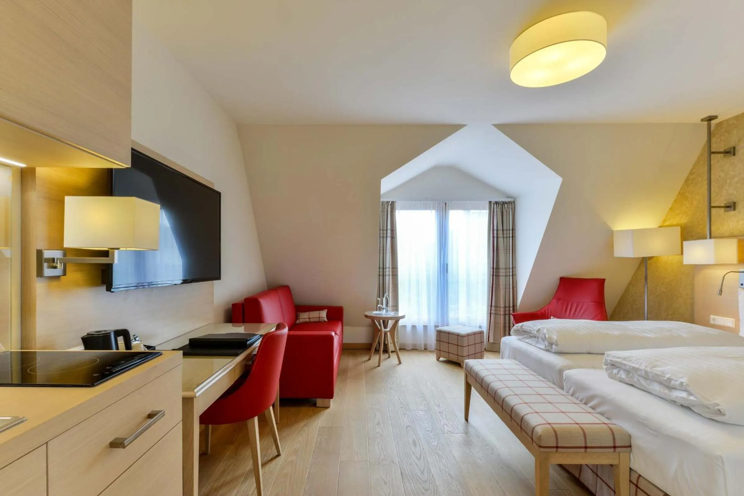 Photo of the whole room, Bed in Hotel Pöker