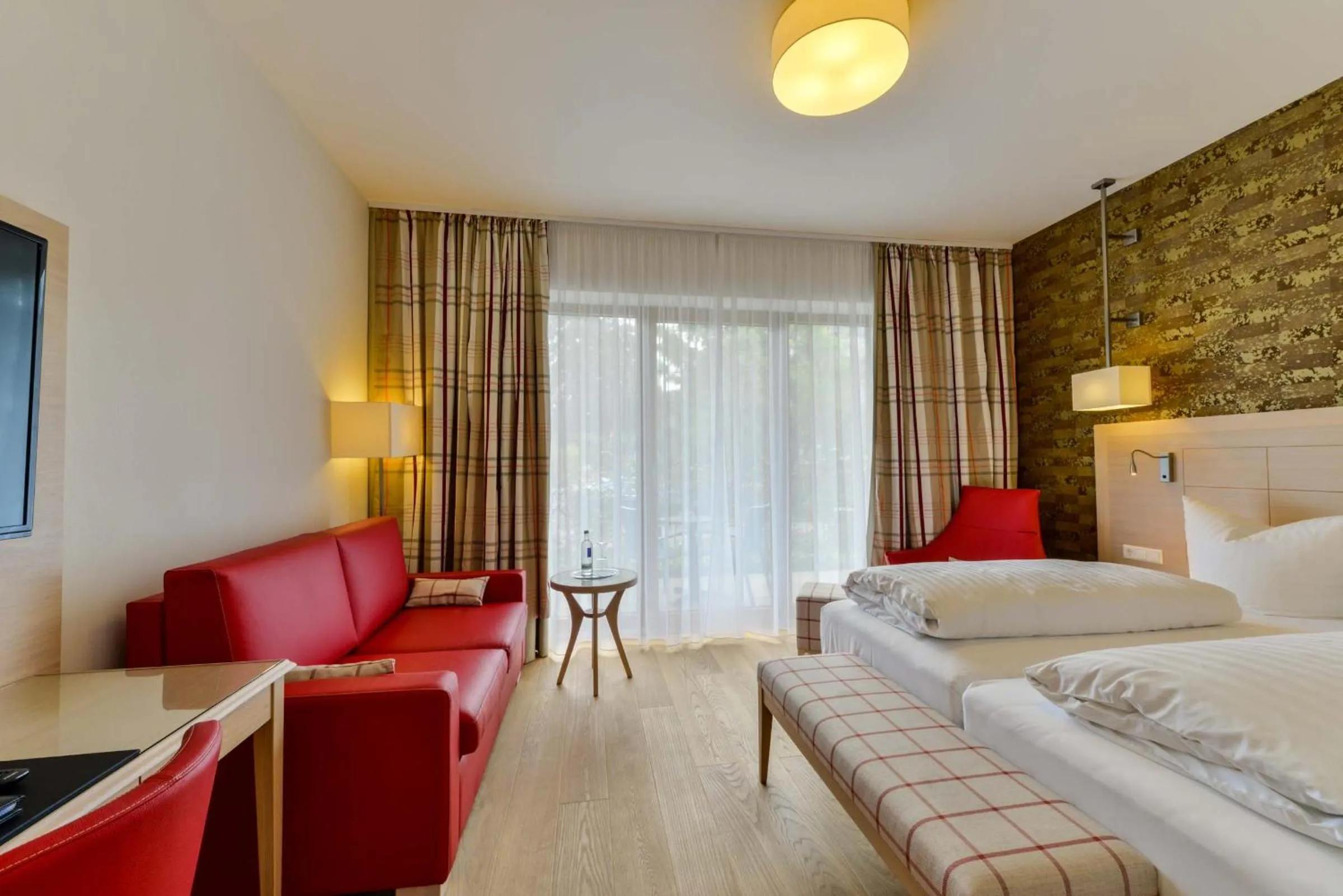 Photo of the whole room, Bed in Hotel Pöker