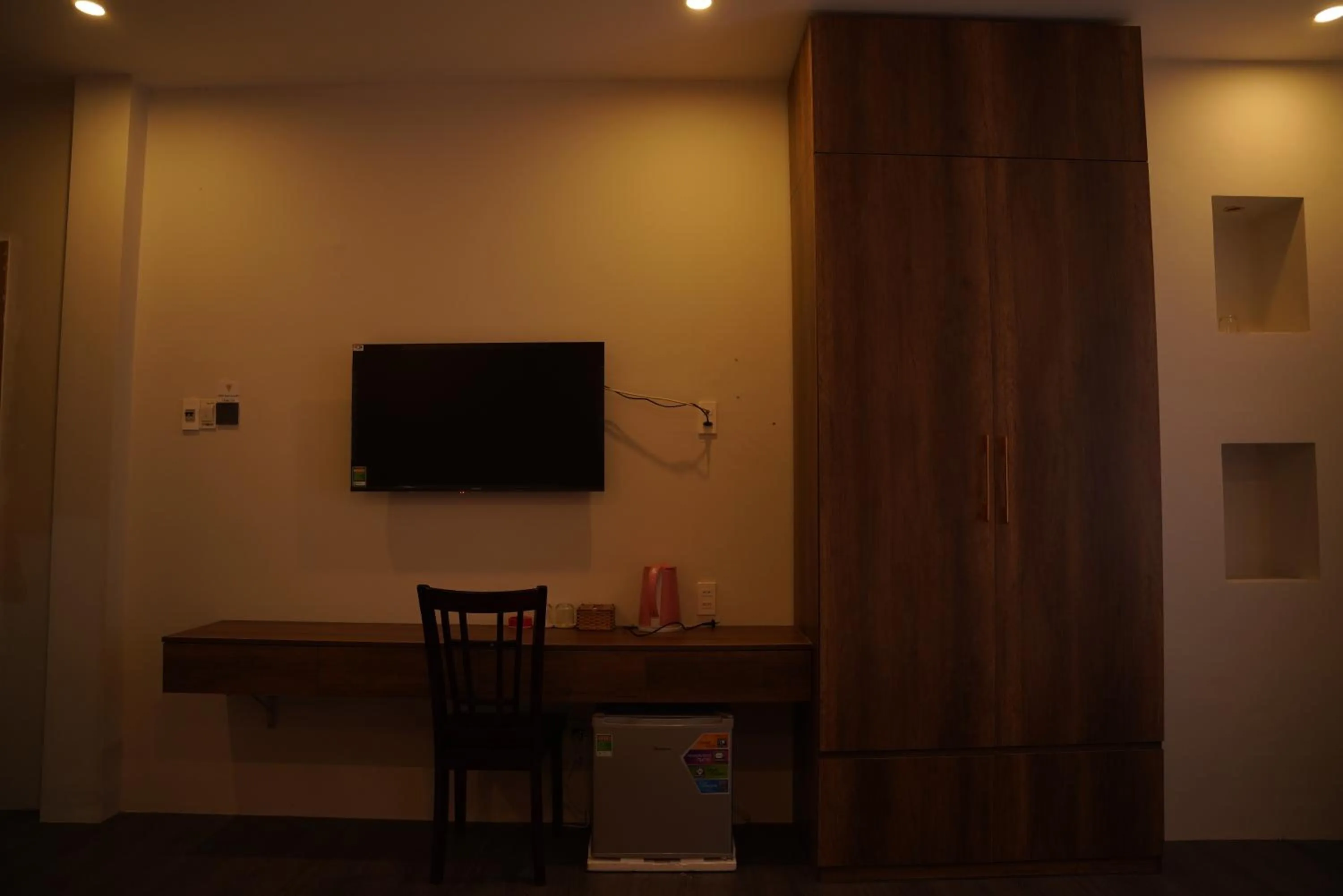 TV and multimedia in KHÁCH SẠN ĐẾ VƯƠNG