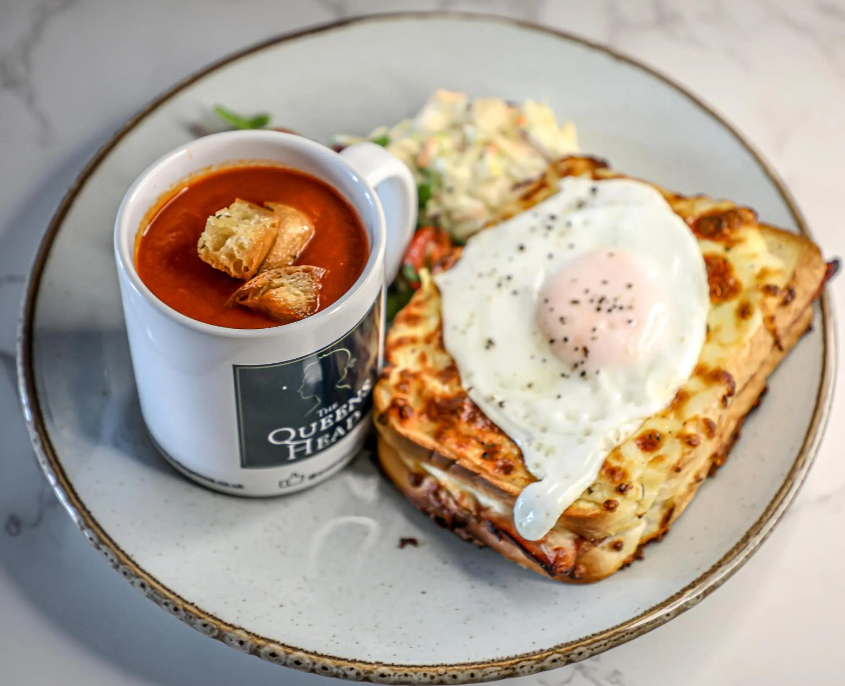 Food and drinks in Queens Head Inn, Tirril