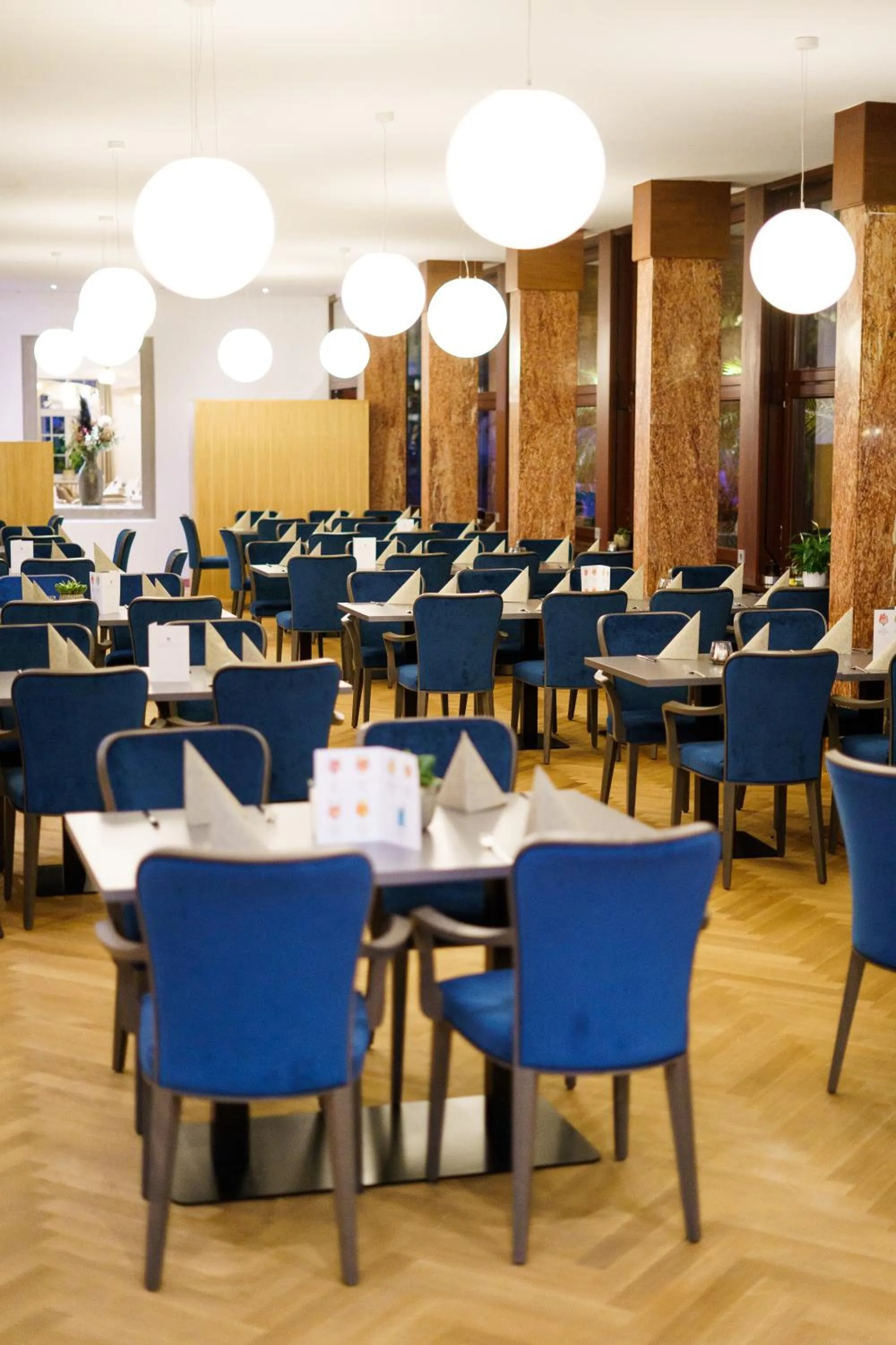 Restaurant/places to eat in Hotel Wilder Mann