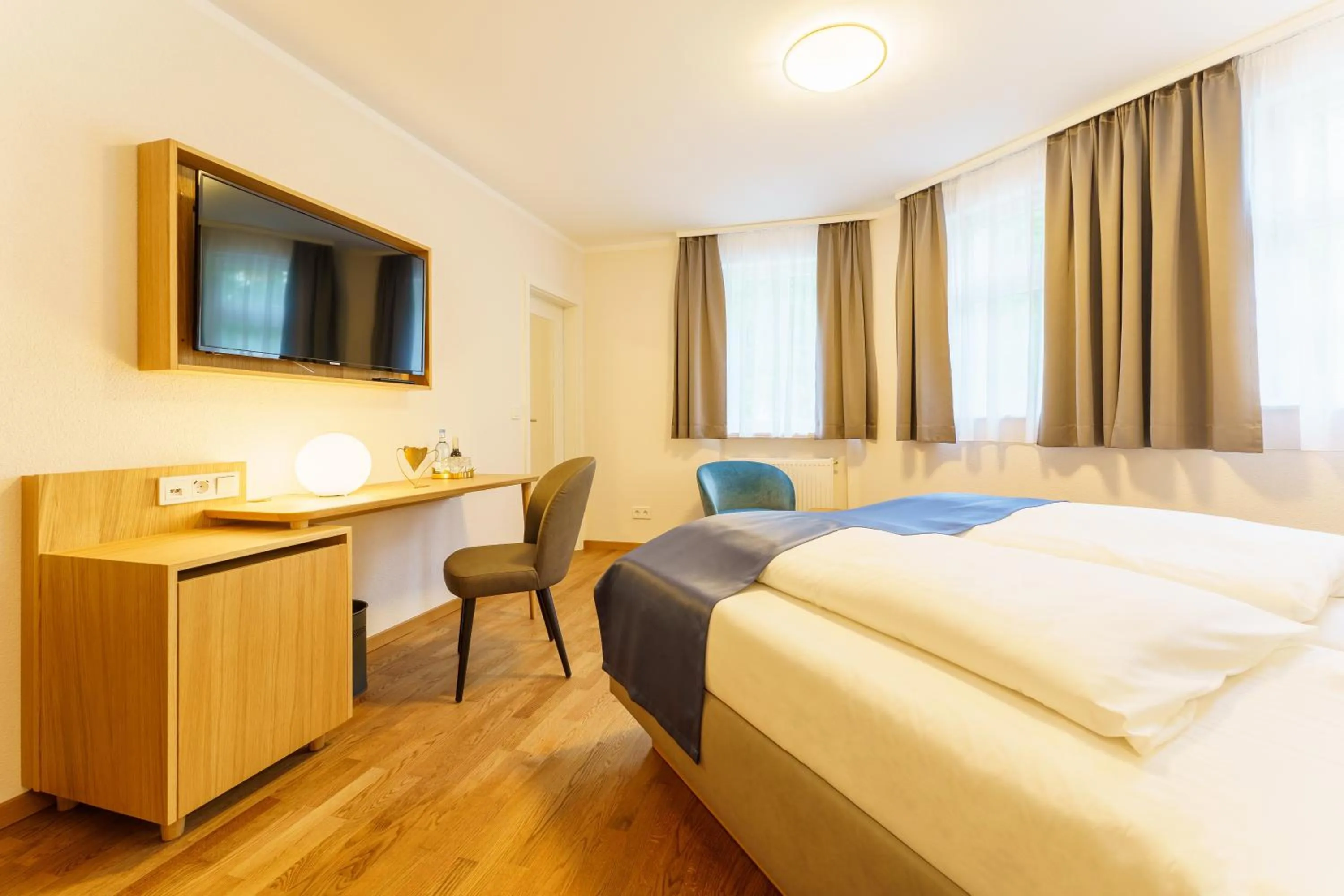 TV and multimedia, Bed in Hotel Wilder Mann