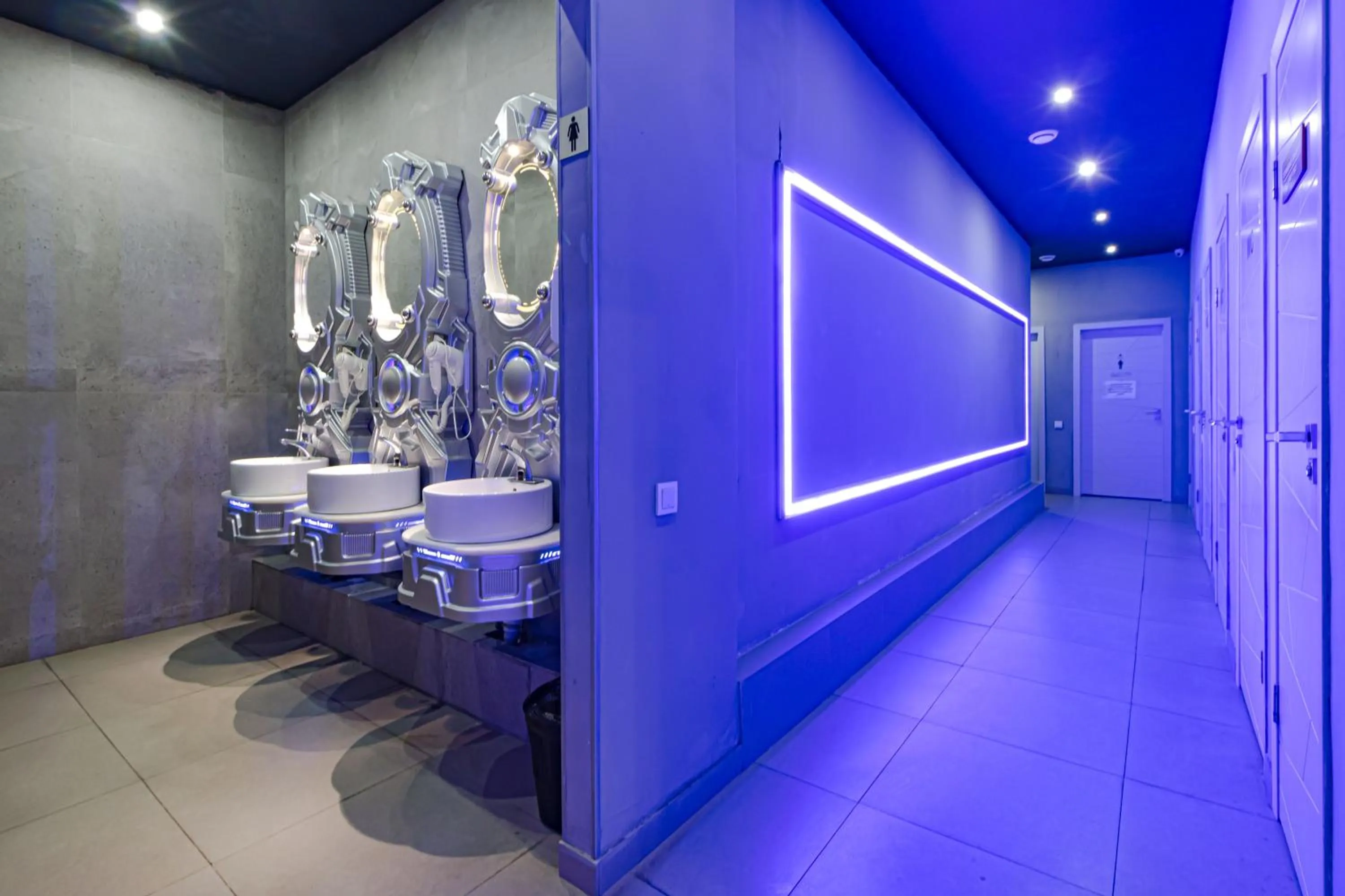 CAPS LOCK Future Hotel