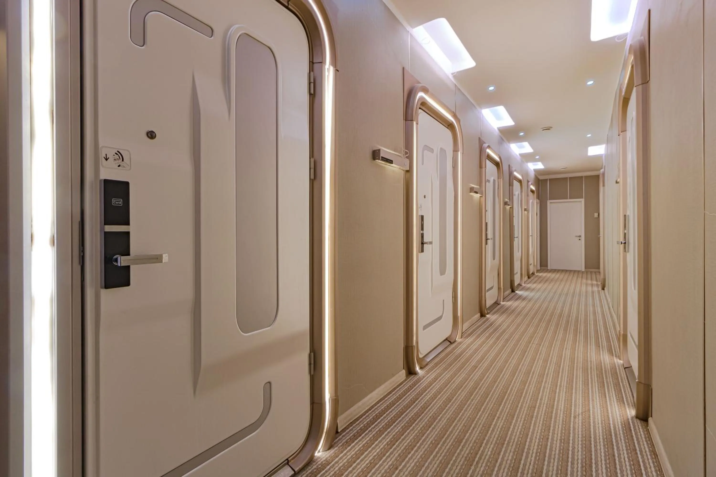 CAPS LOCK Future Hotel