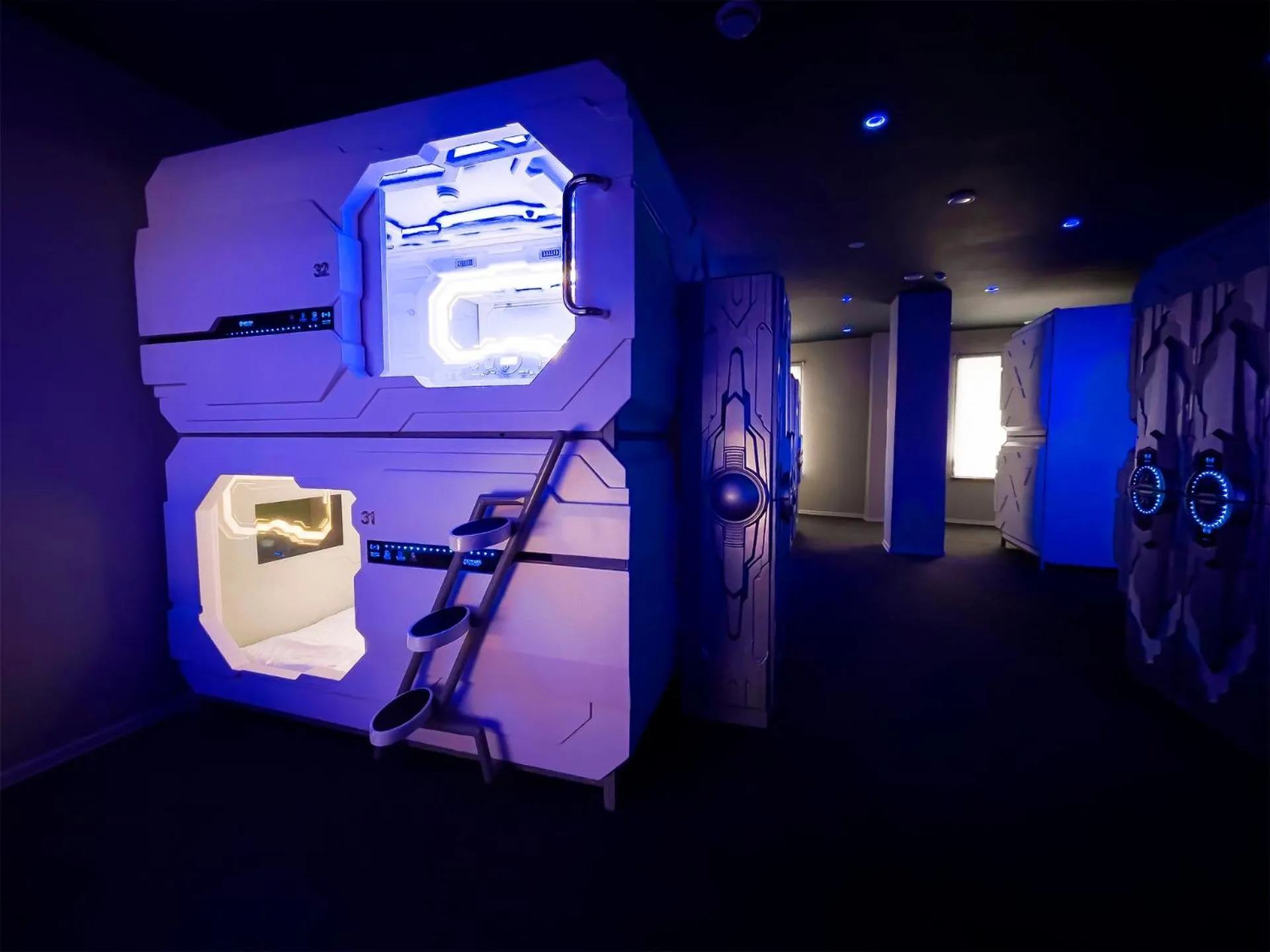 CAPS LOCK Future Hotel