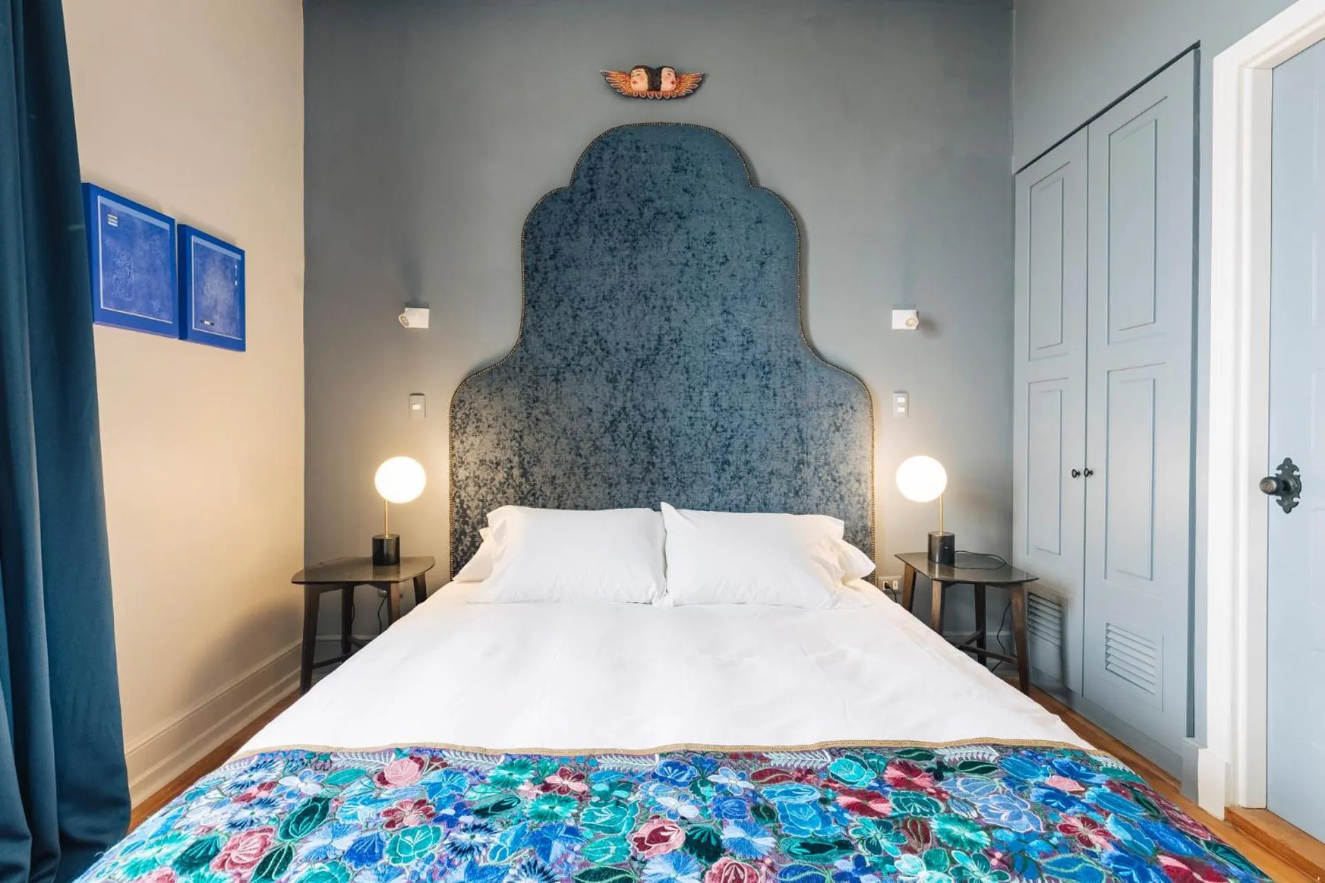 Bed in Casablu Hotel