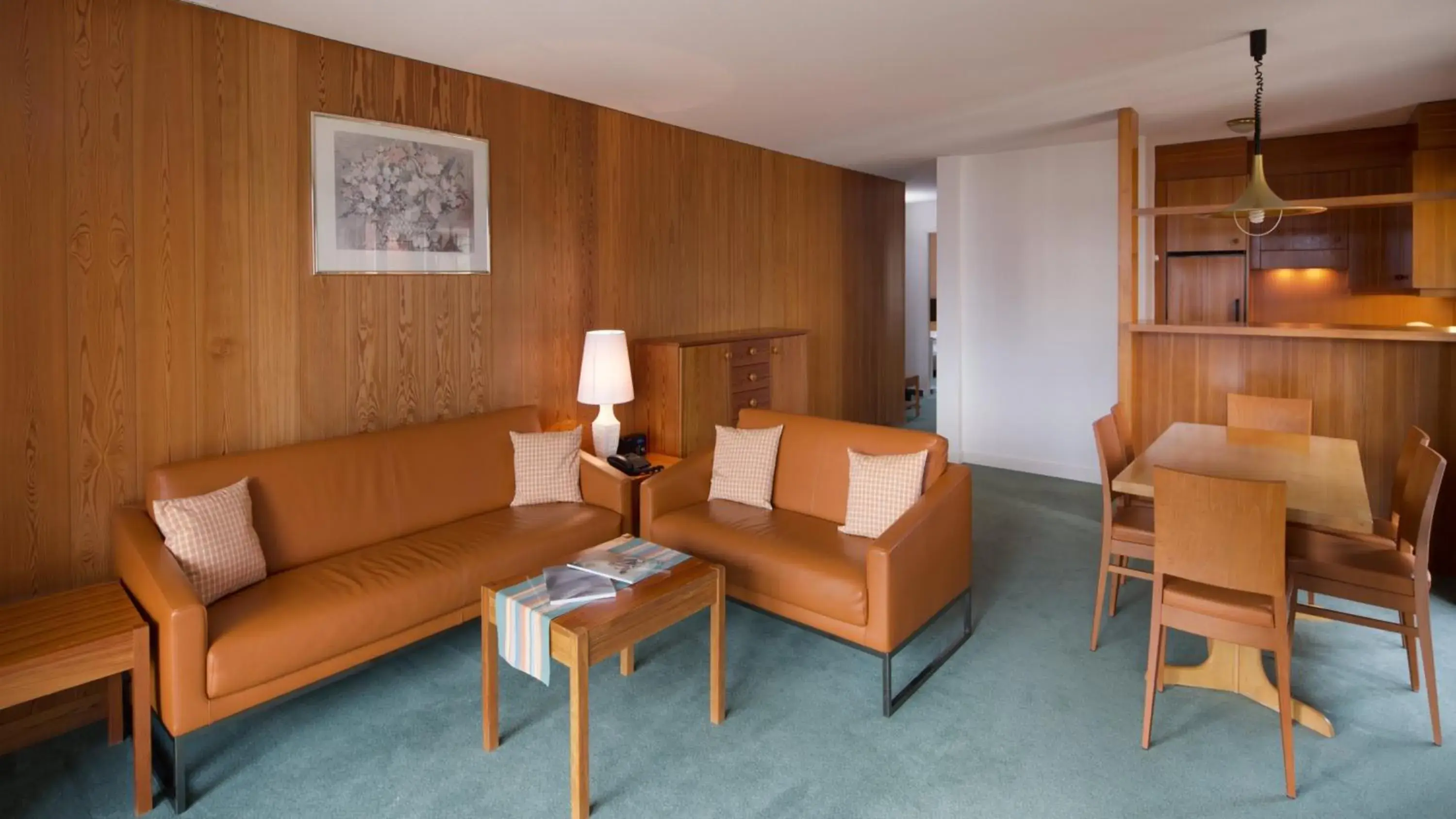 Two-Bedroom Suite with Balcony and Mountain View in Hotel Helvetia Intergolf Two-Bedroom Suite with Balcony and Mountain View in Hotel Helvetia Intergolf