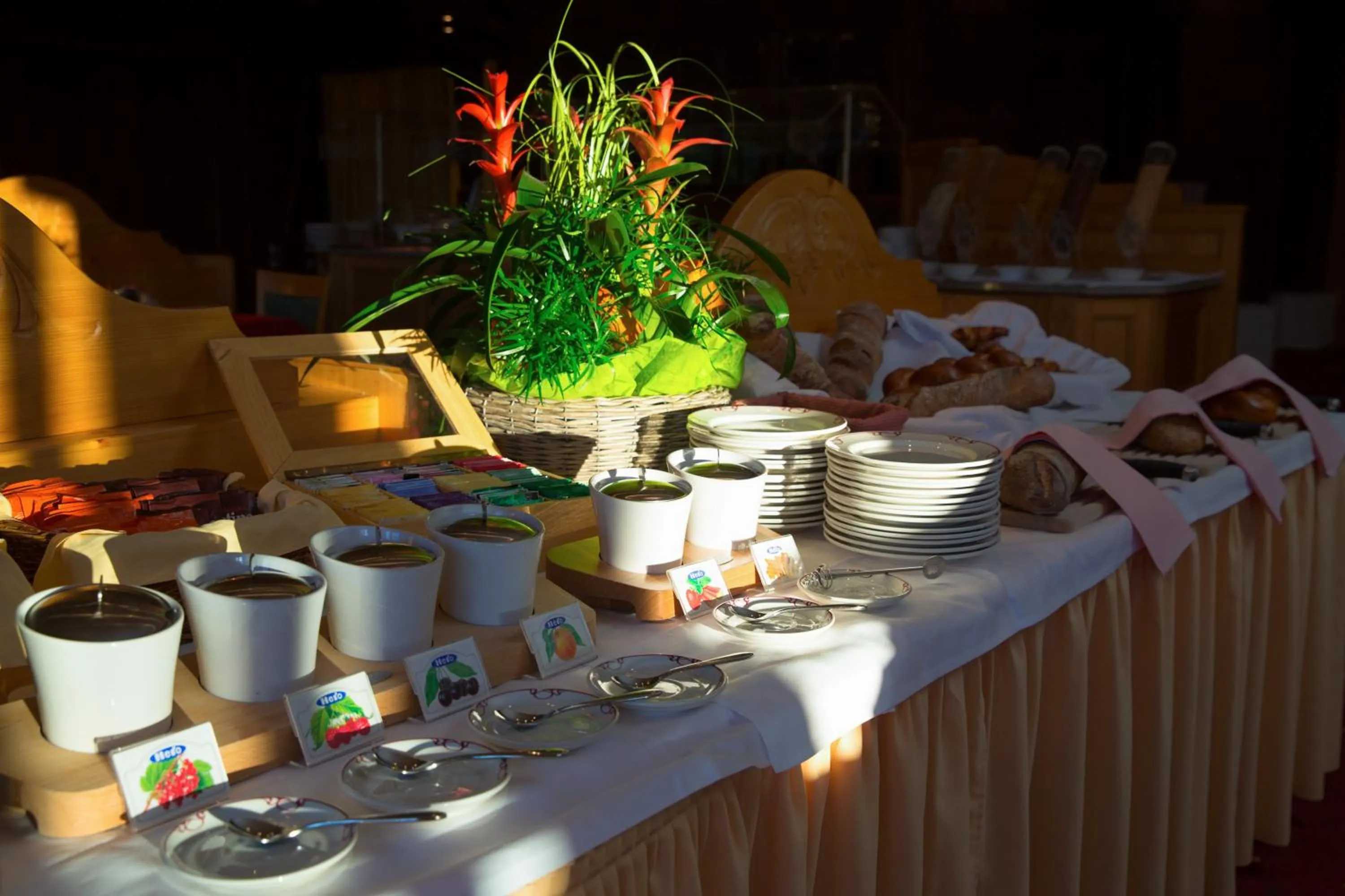 Food and drinks in Hotel Helvetia Intergolf