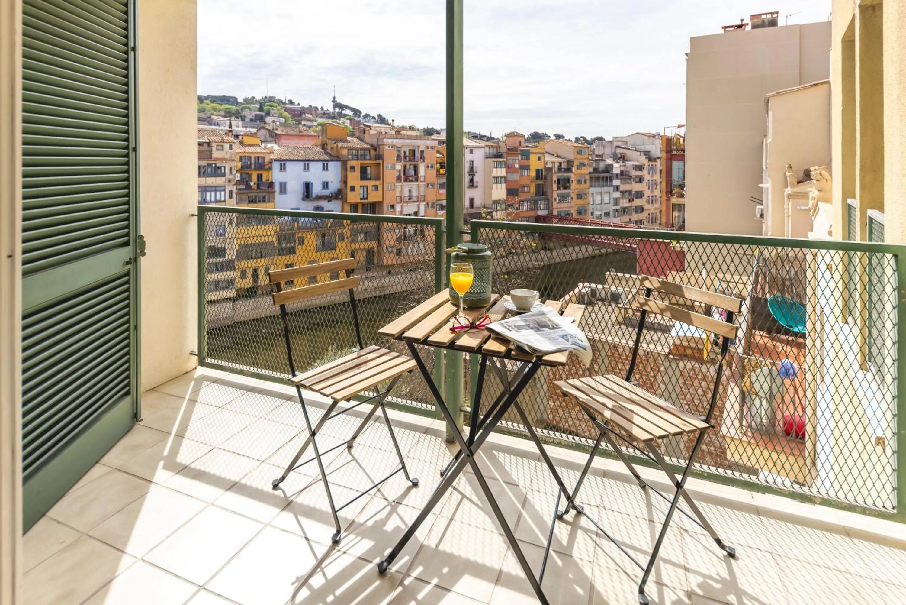 Balcony/Terrace in Bravissimo Plaça de la Independència, Morning Sun