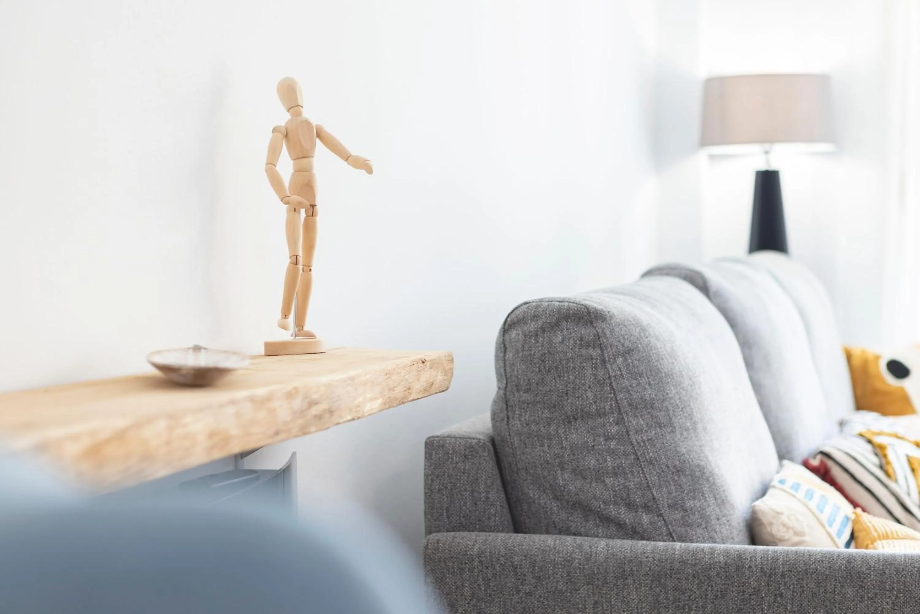 Decorative detail in Bravissimo Plaça de la Independència, Morning Sun