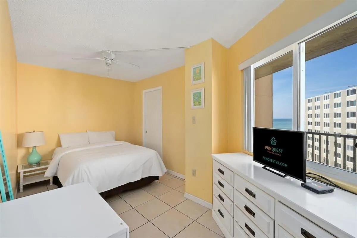 Bed in Moondrifter 606