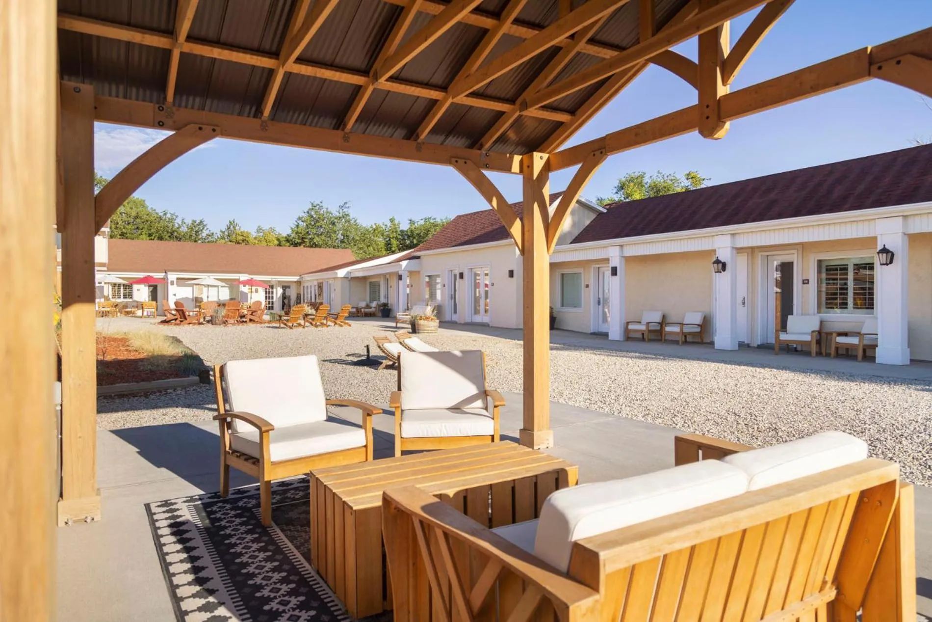 Property building in River Rock Inn B&B