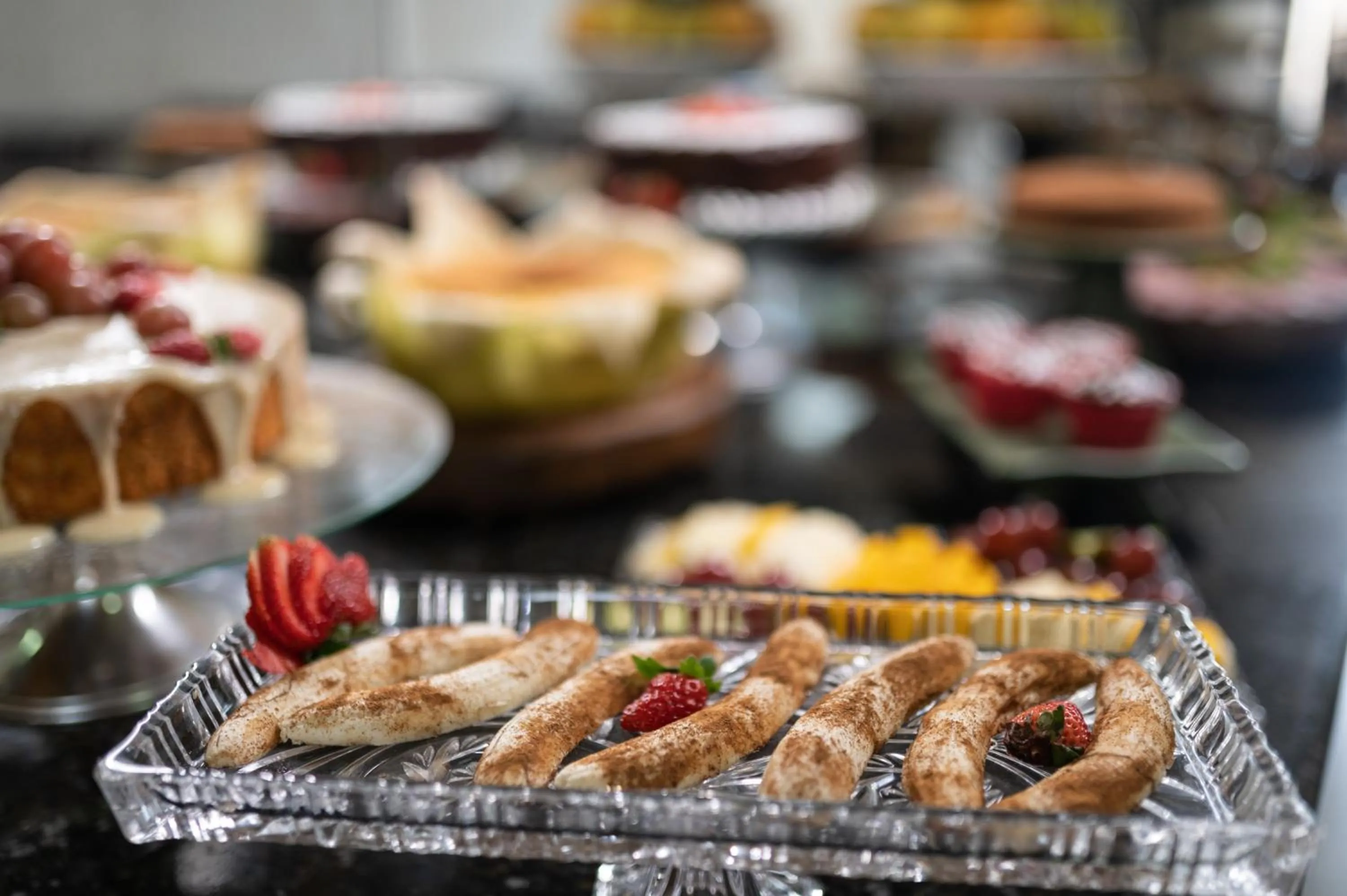 Buffet breakfast in Havana Express