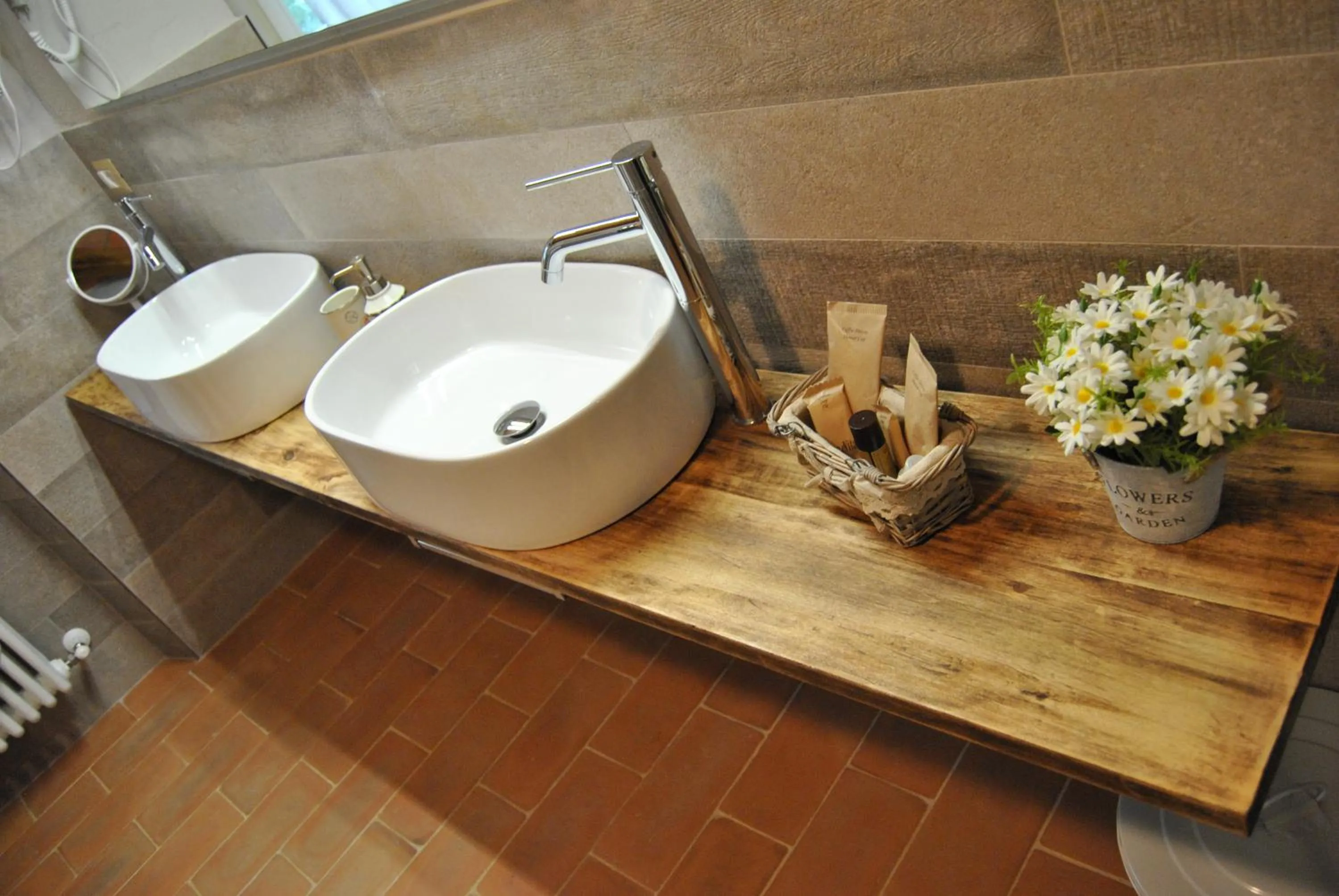 Bathroom in La valle B&B