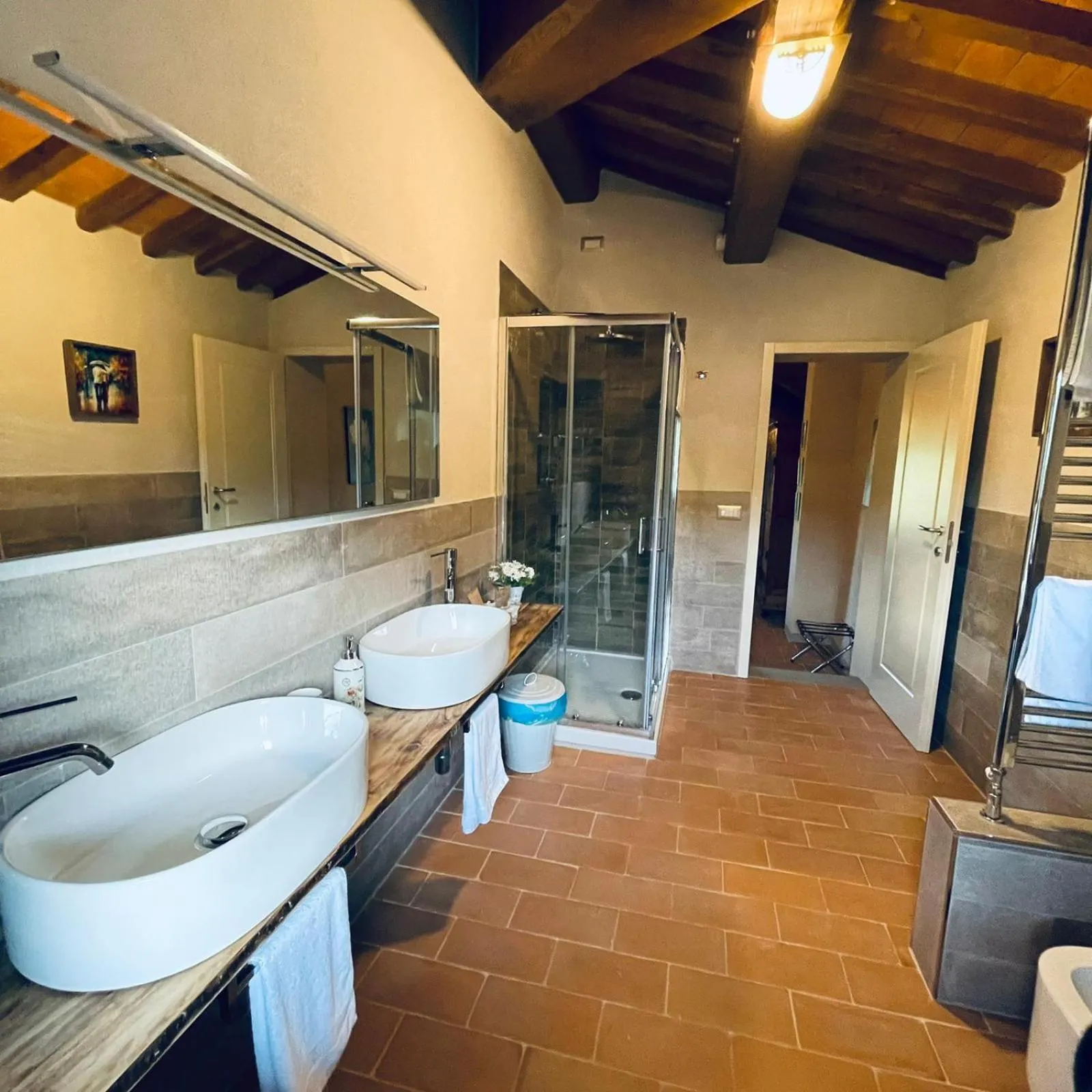 Bathroom in La valle B&B