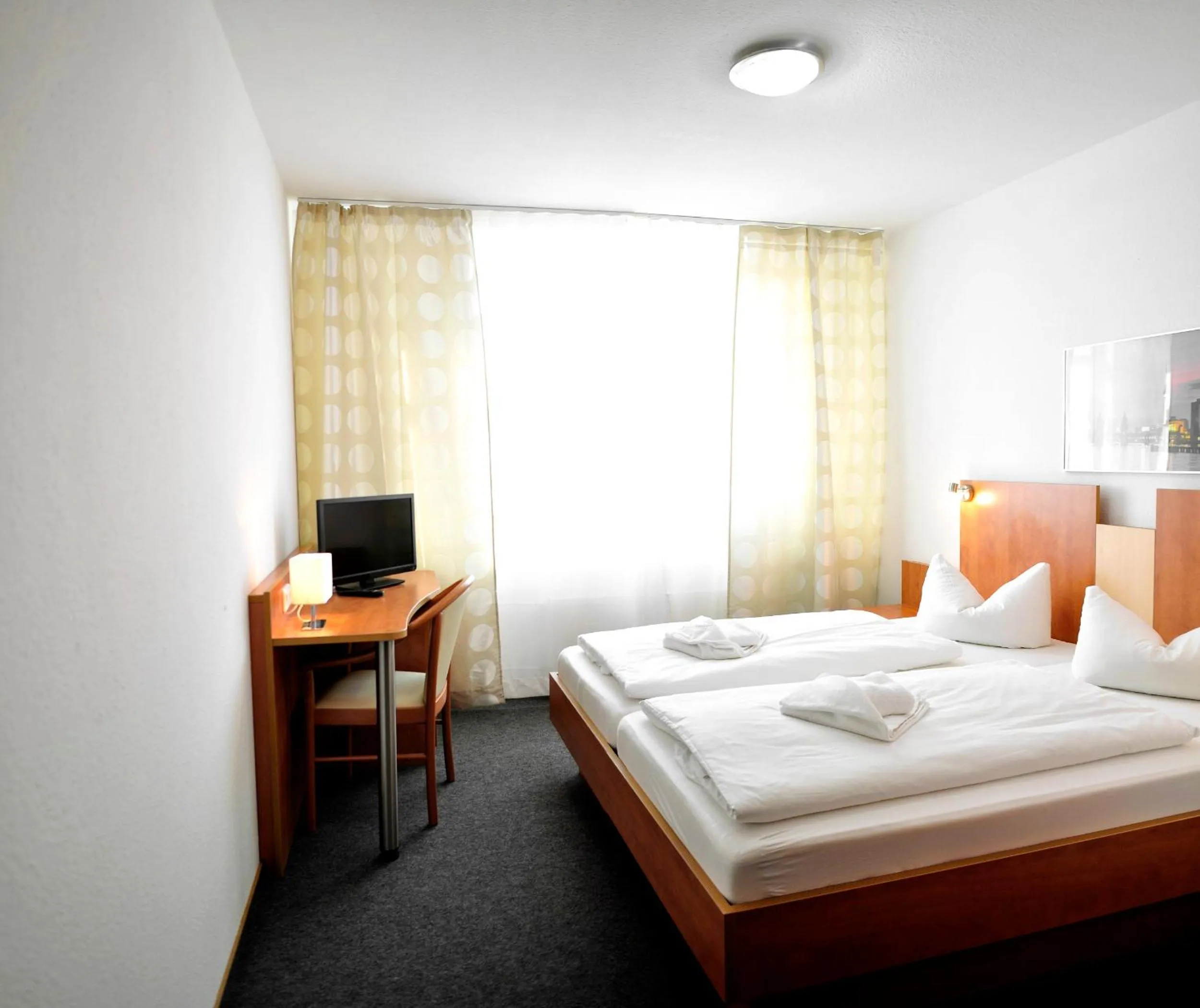 Bed in Apart Hotel Ferdinand Berlin