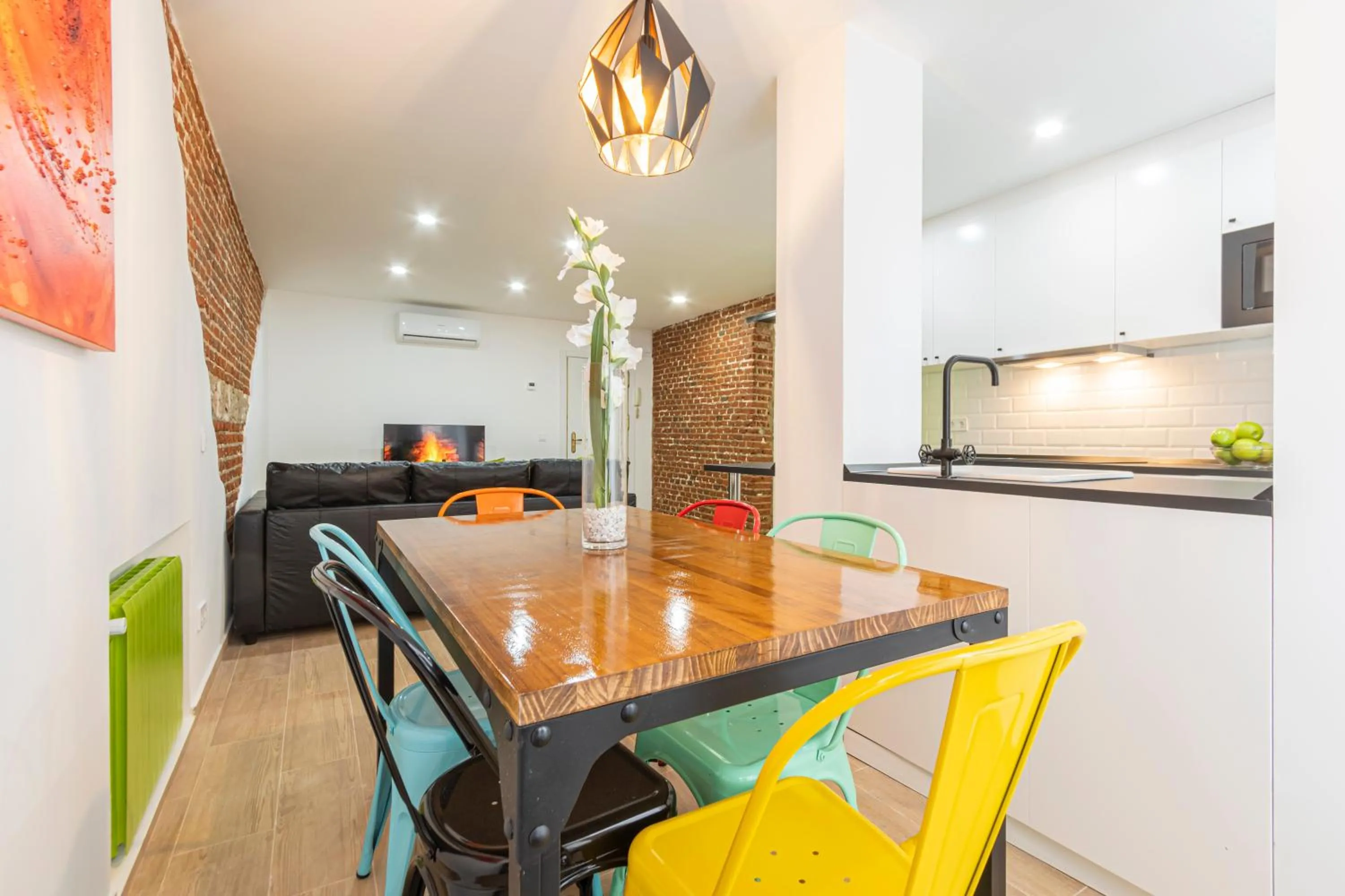 Kitchen or kitchenette in Ever House - IFEMA Canillas