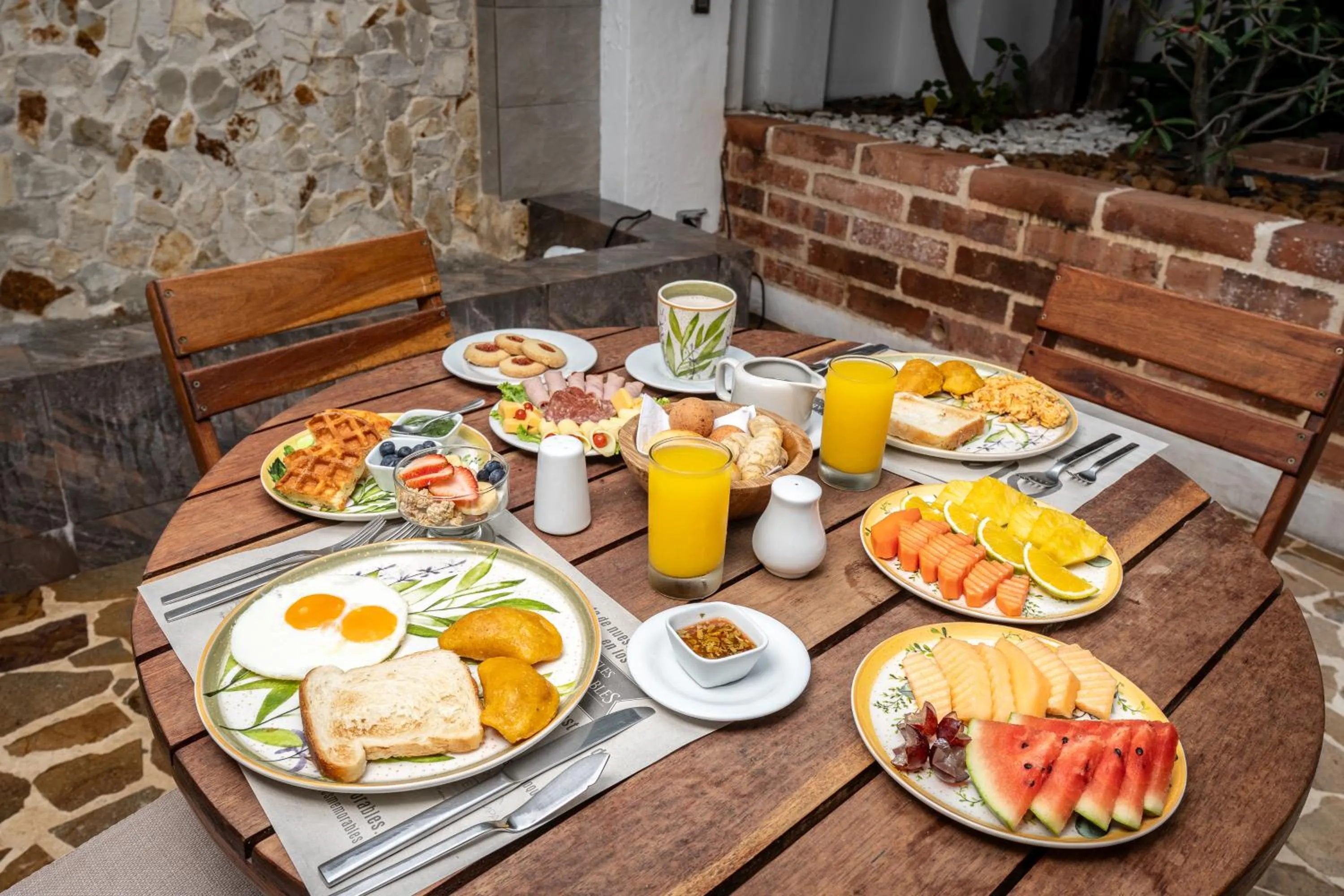 Breakfast in Casa Bixa Hotel Boutique -Santa Fe de Antioquia- Mayores de 12 años