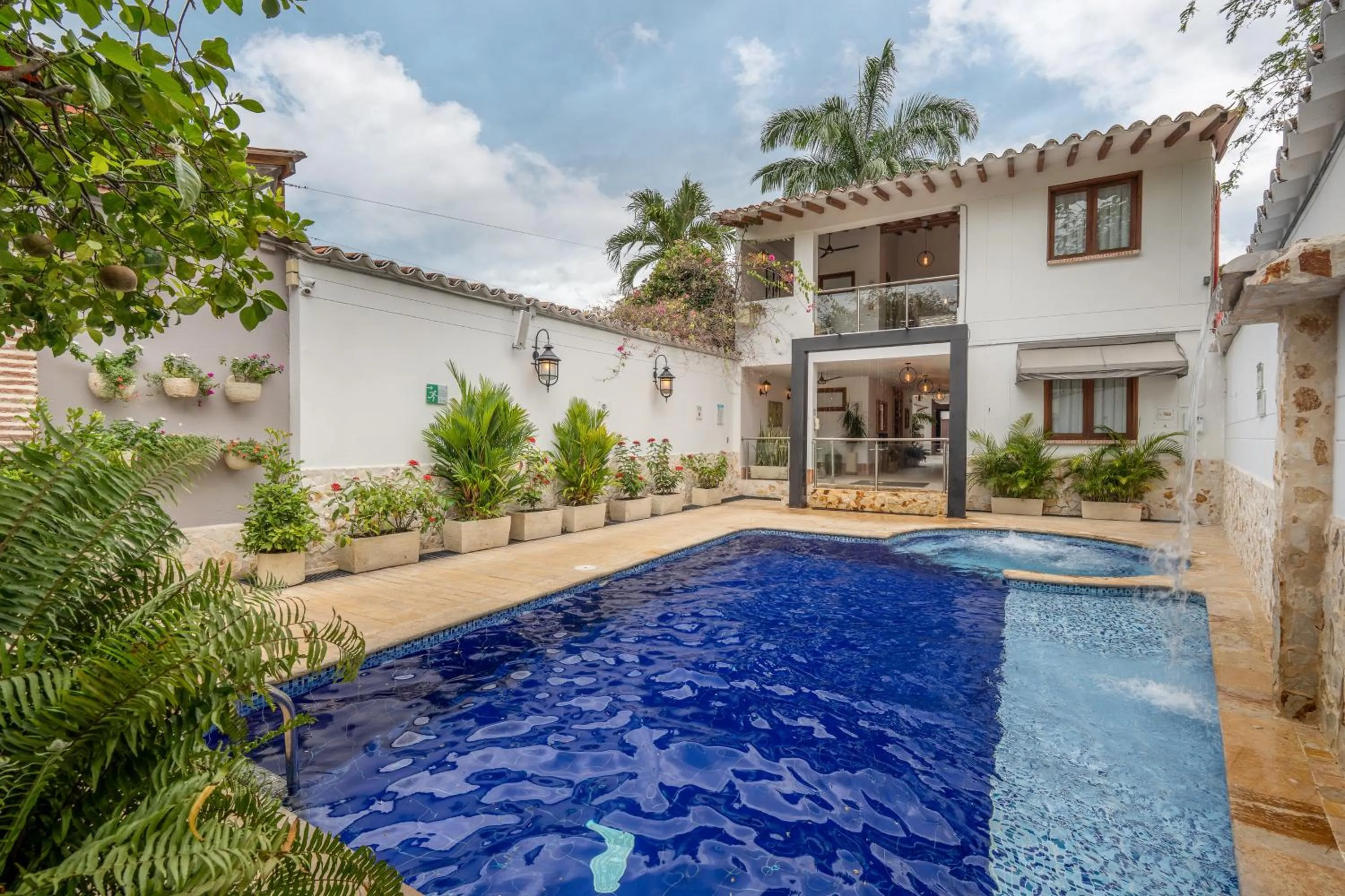 Swimming pool in Casa Bixa Hotel Boutique -Santa Fe de Antioquia- Mayores de 12 años