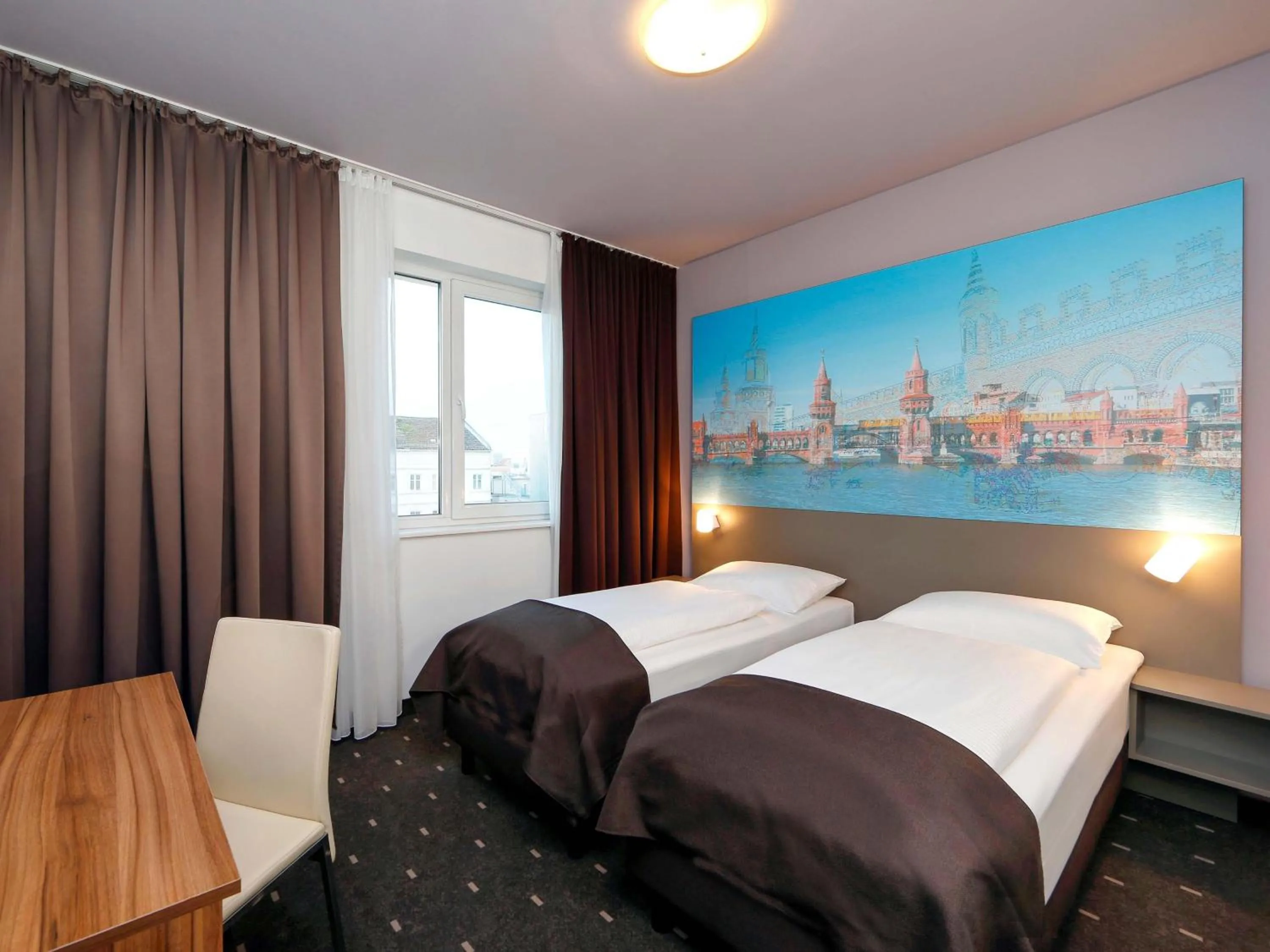 Photo of the whole room, Bed in B&B Hotel Berlin City-Ost