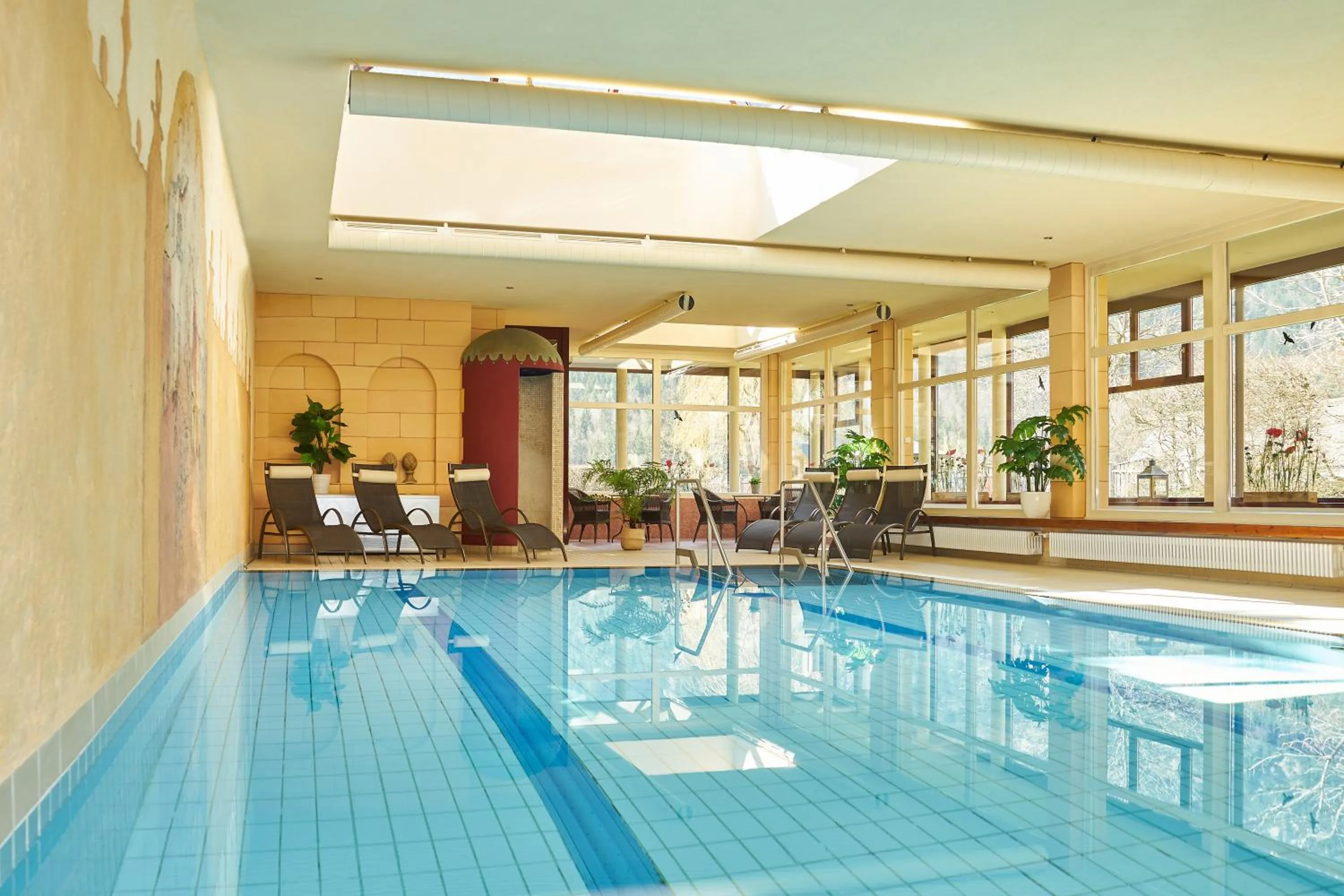 Swimming pool in Hotel Klosterhotel Ludwig der Bayer