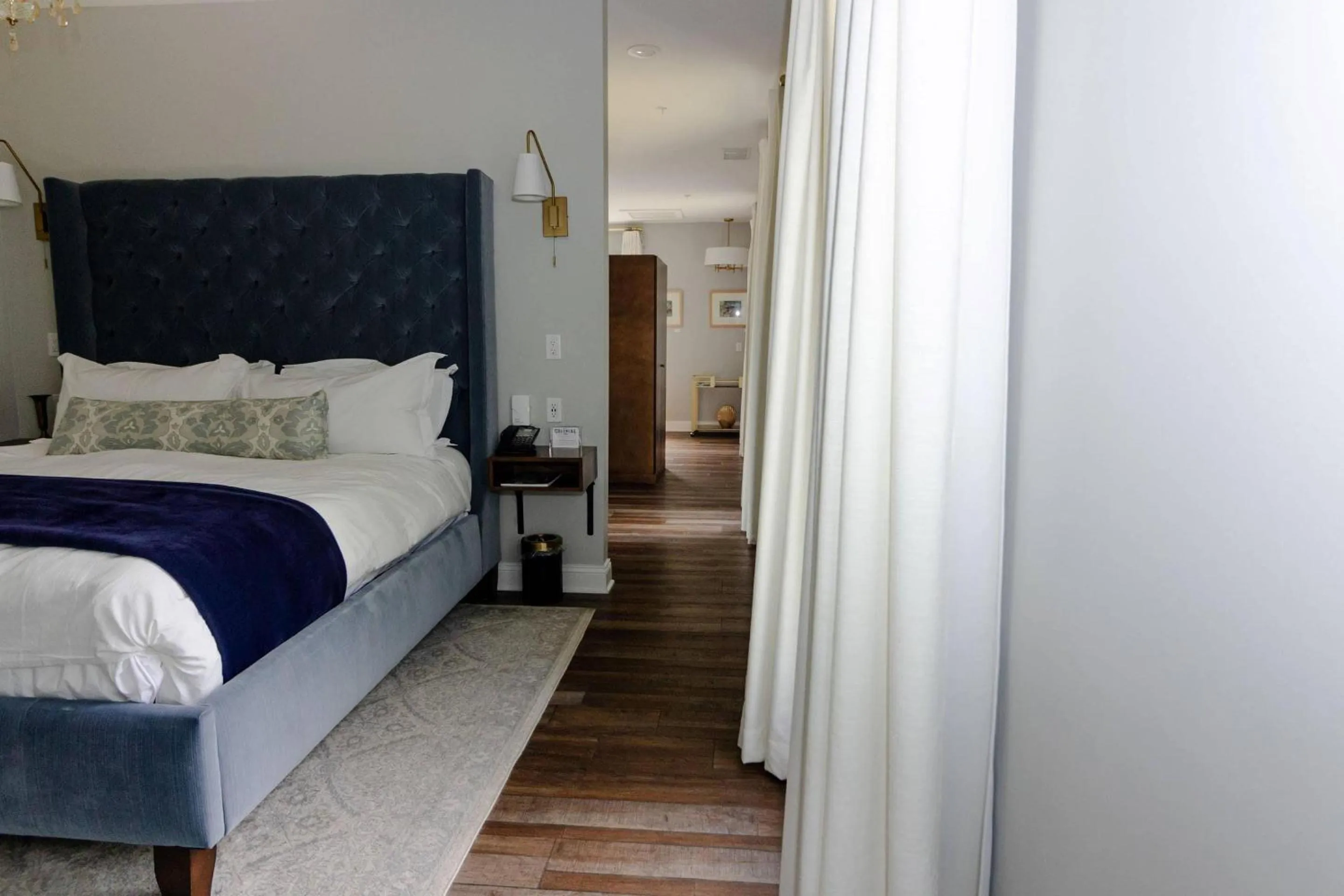Bedroom in The Colonial Inn, an Ascend Collection Hotel