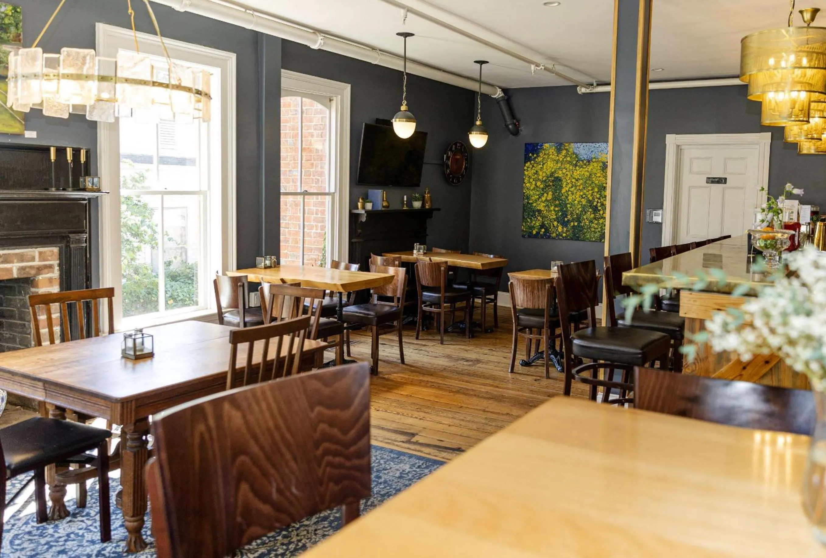 Restaurant/places to eat in The Colonial Inn, an Ascend Collection Hotel