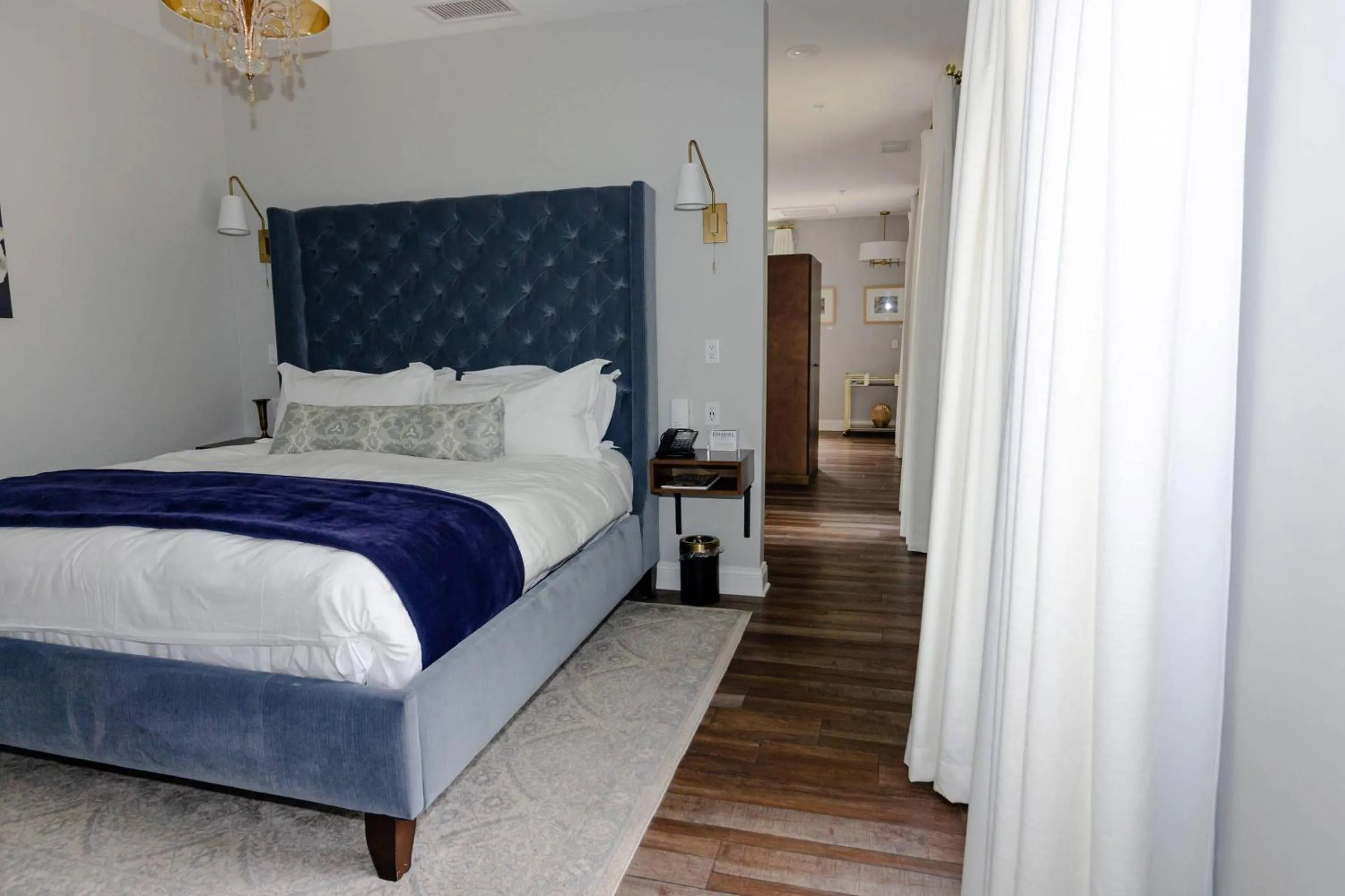 Bedroom in The Colonial Inn, an Ascend Collection Hotel