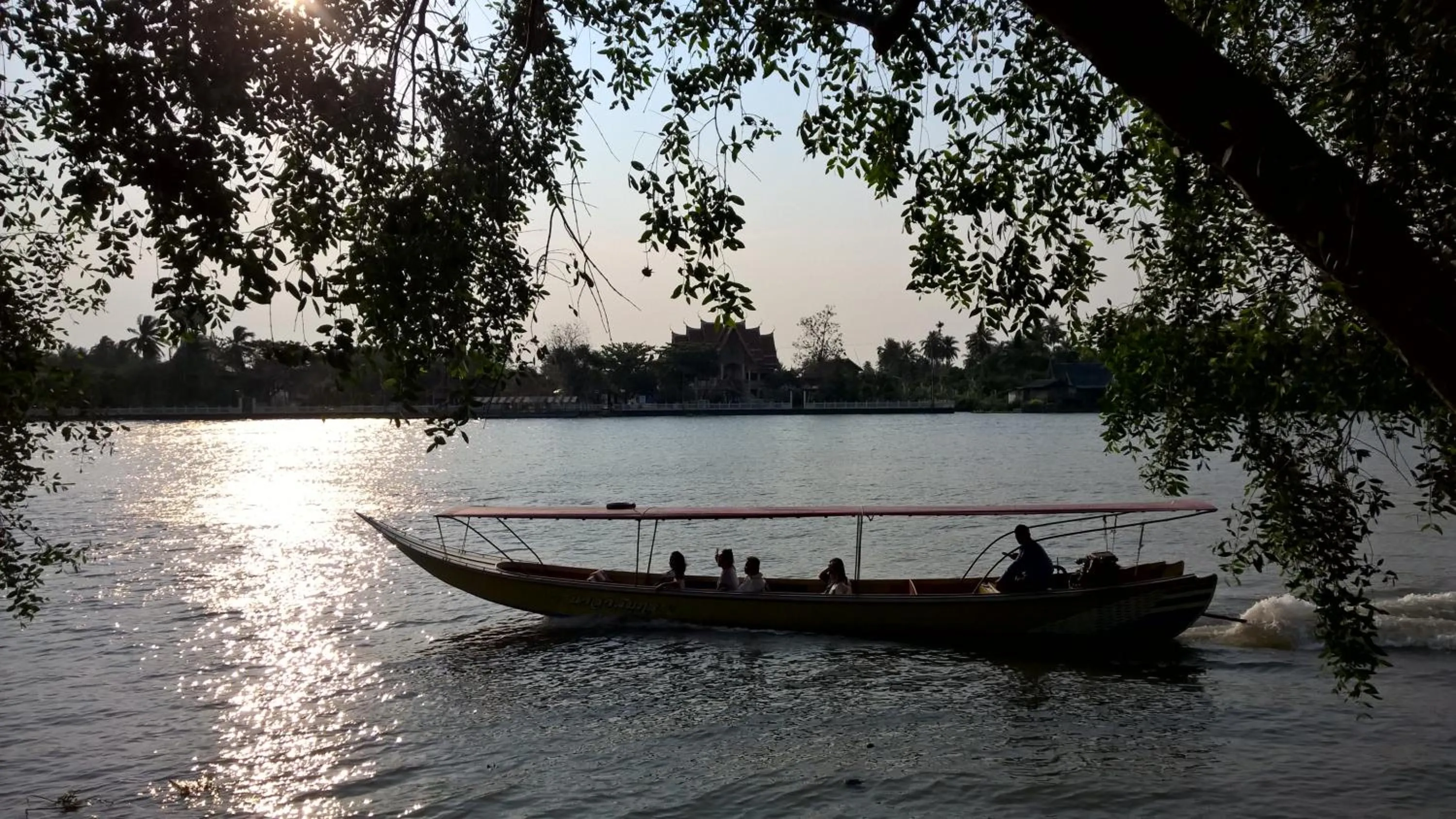 Sports in River CoCo @ Amphawa