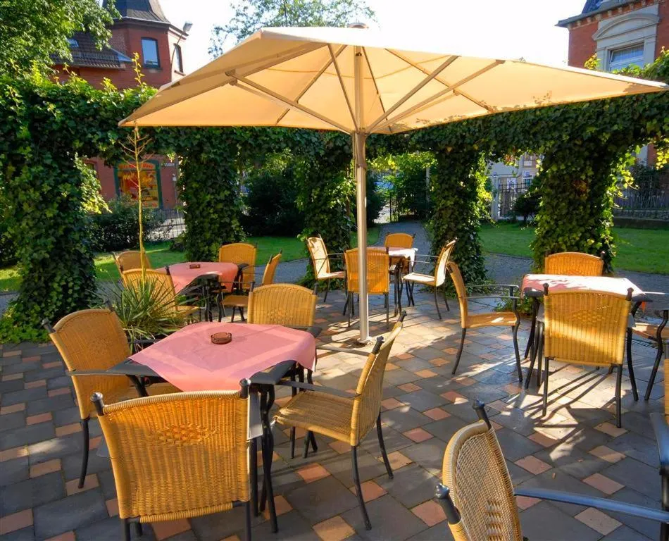 Restaurant/places to eat in Parkhotel Helmstedt