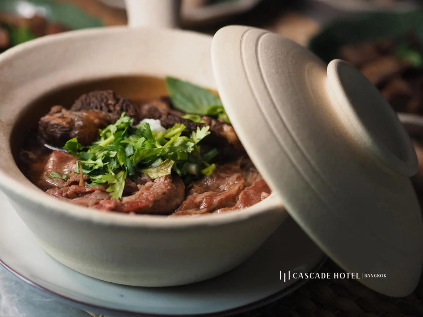 Restaurant/places to eat in Cascade Hotel Bangkok