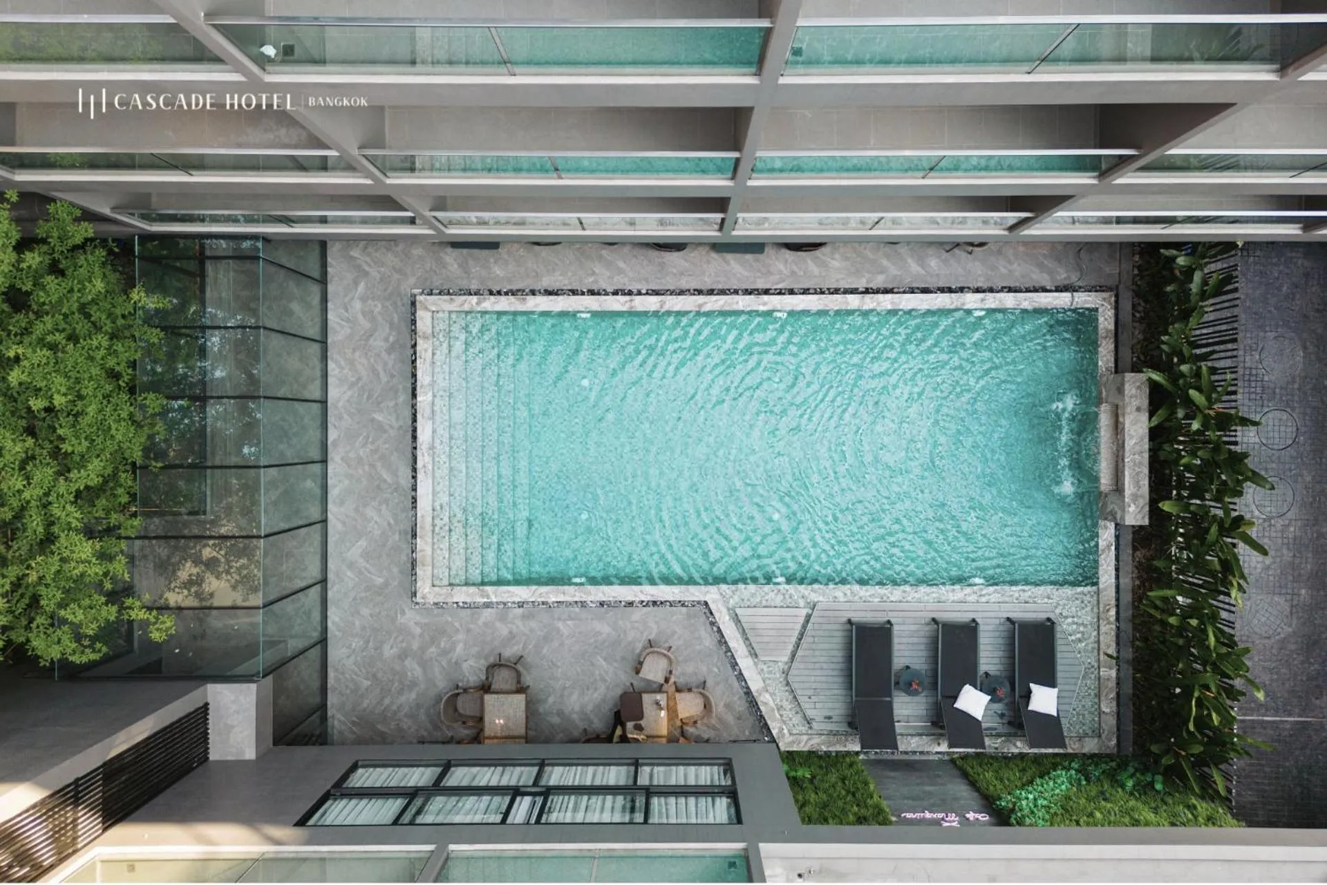 Restaurant/places to eat in Cascade Hotel Bangkok