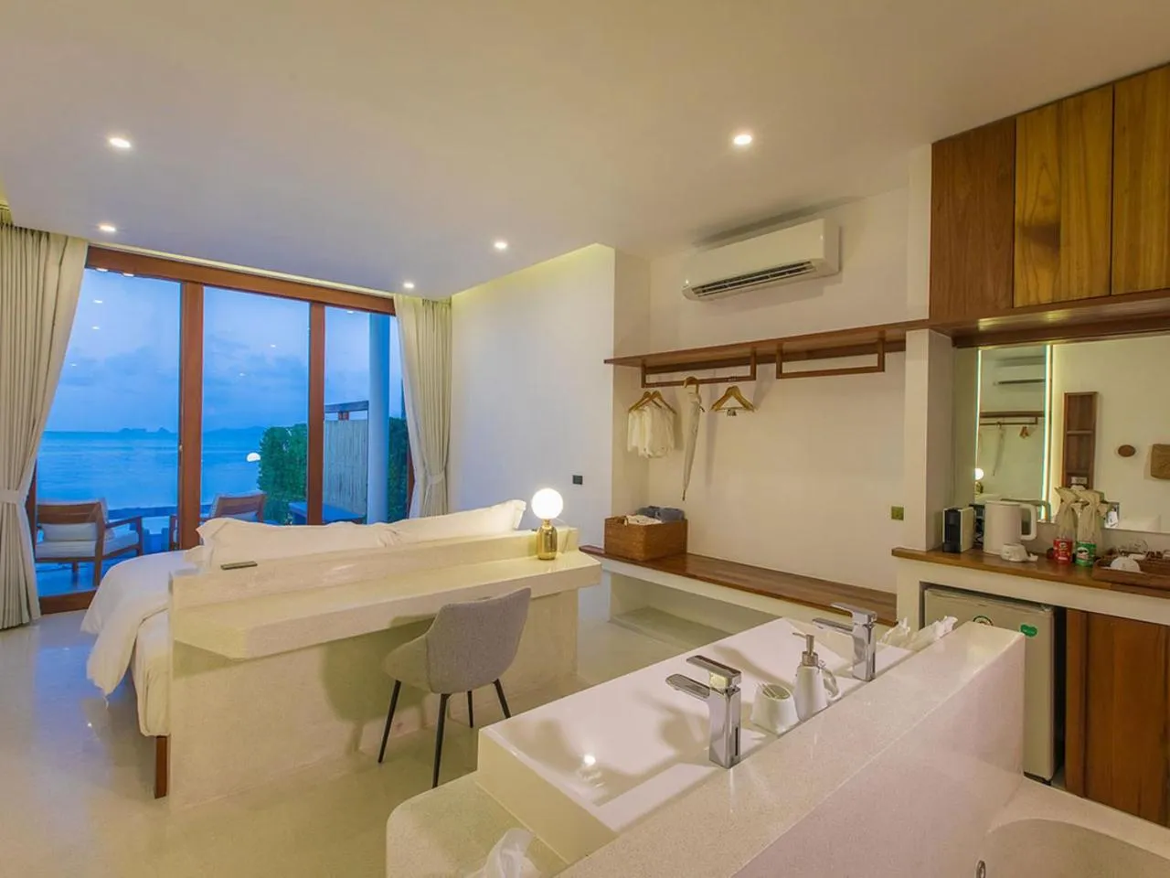 Bathroom in White Whale Beachfront Pool Villa