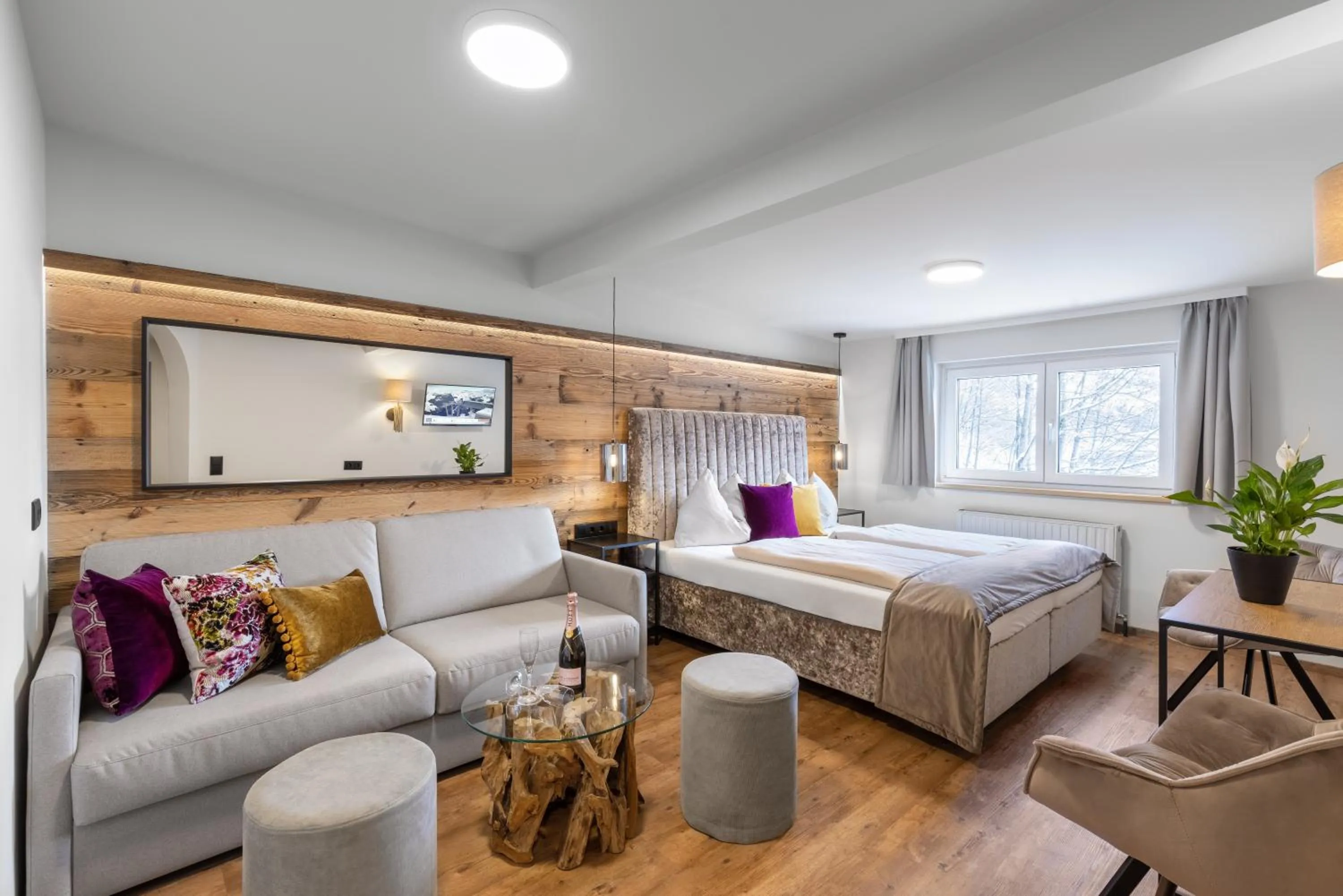 Photo of the whole room, Bed in Boutique Hotel ANYBODY