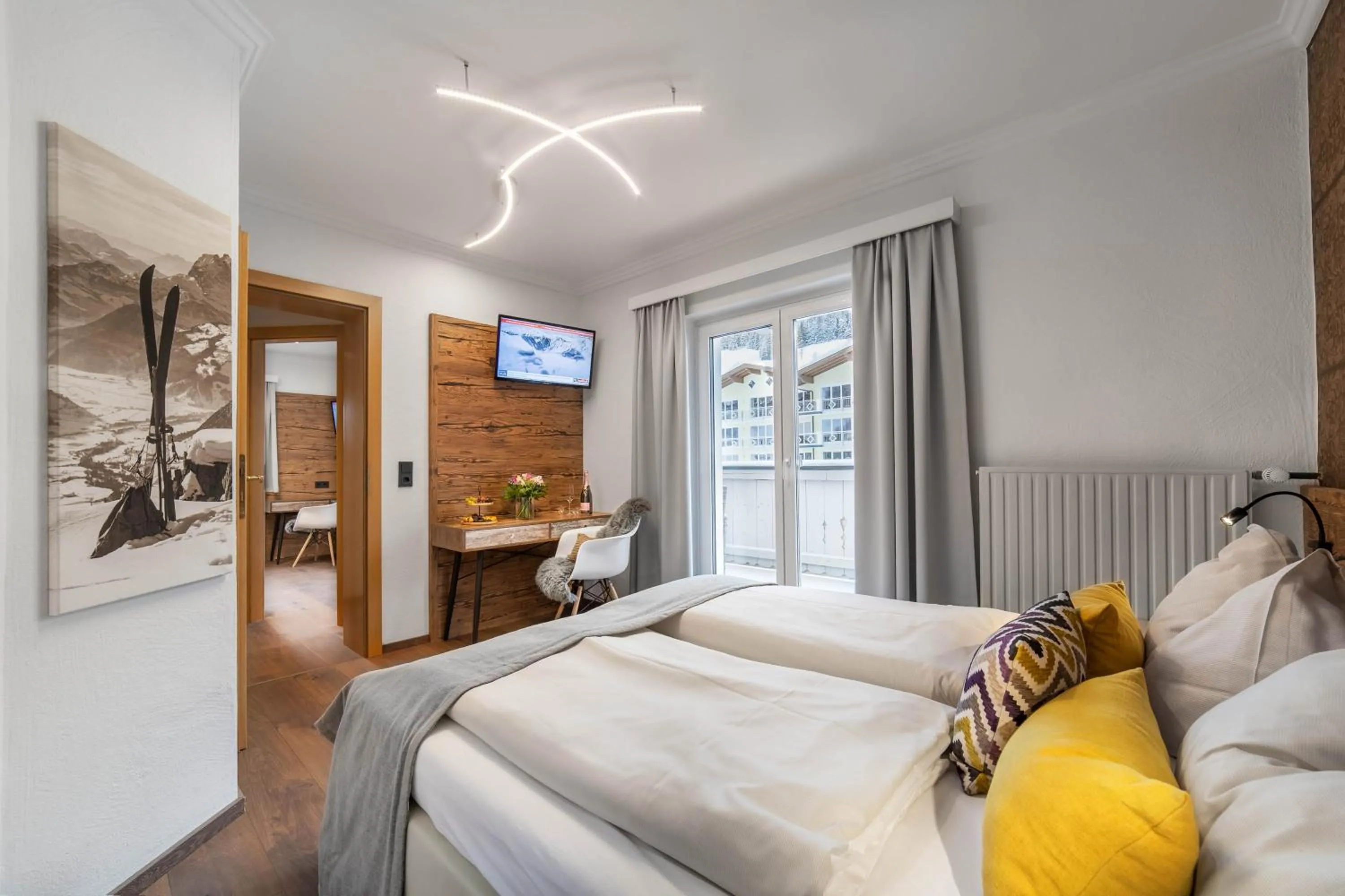 Photo of the whole room, Bed in Boutique Hotel ANYBODY