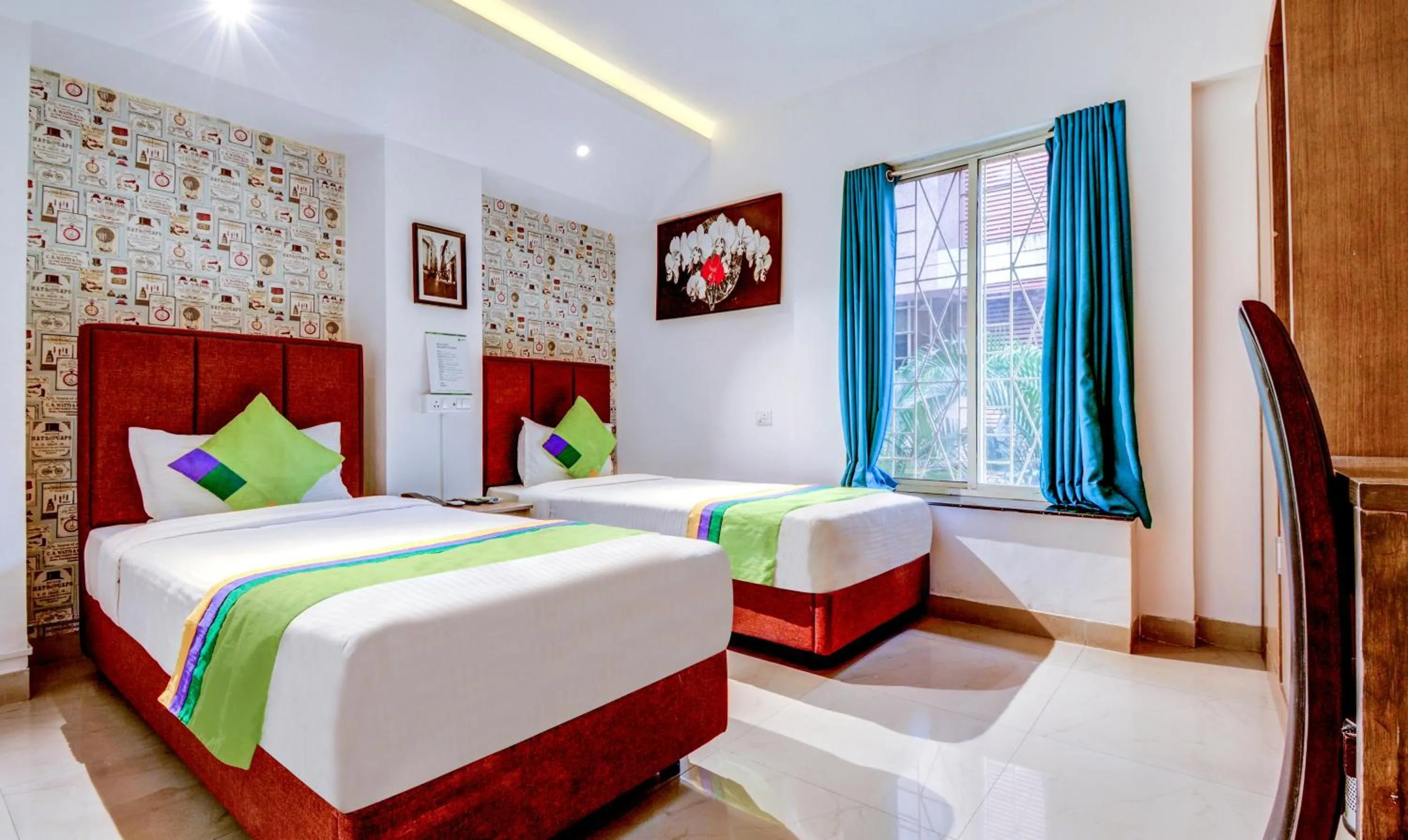 Bedroom, Bed in Treebo Iris Suites