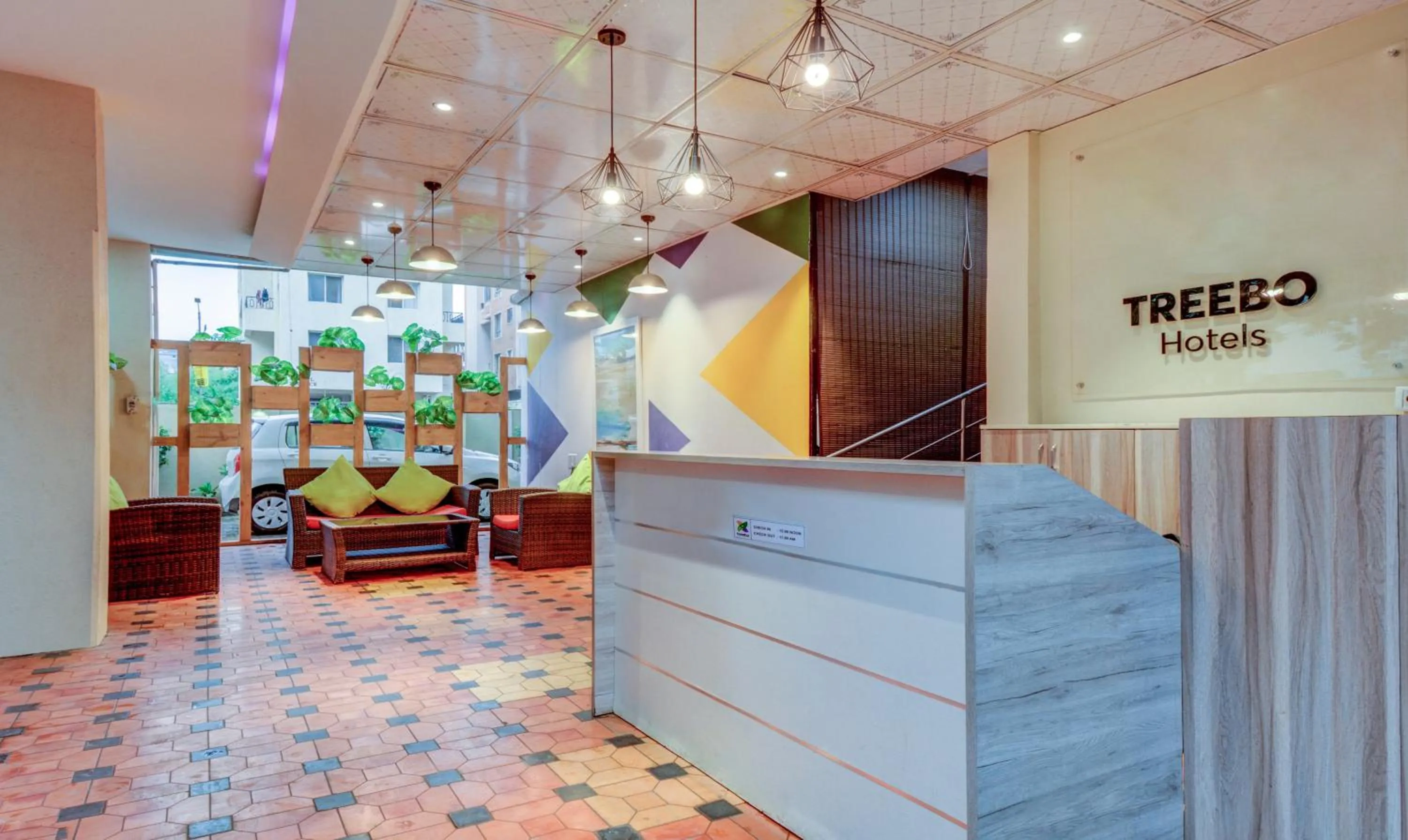 Lobby or reception in Treebo Iris Suites