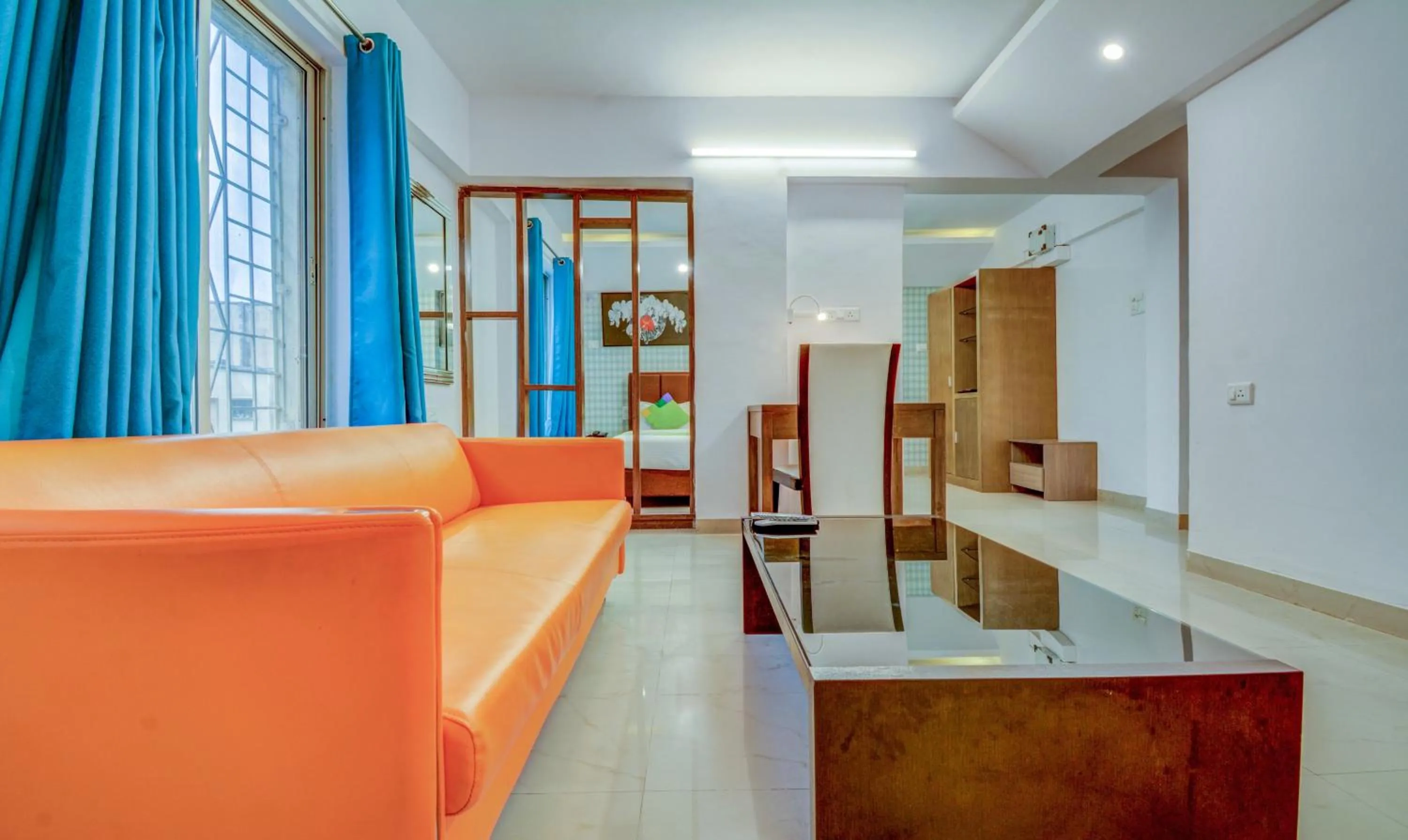 Living room in Treebo Iris Suites