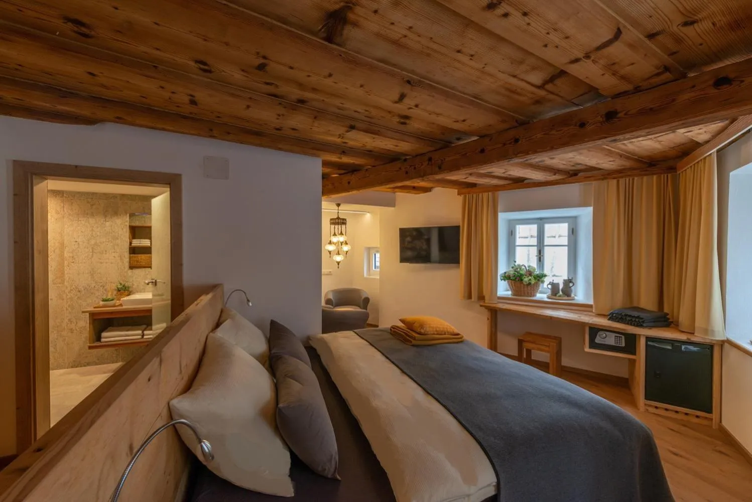 Photo of the whole room, Bed in I da Mitt