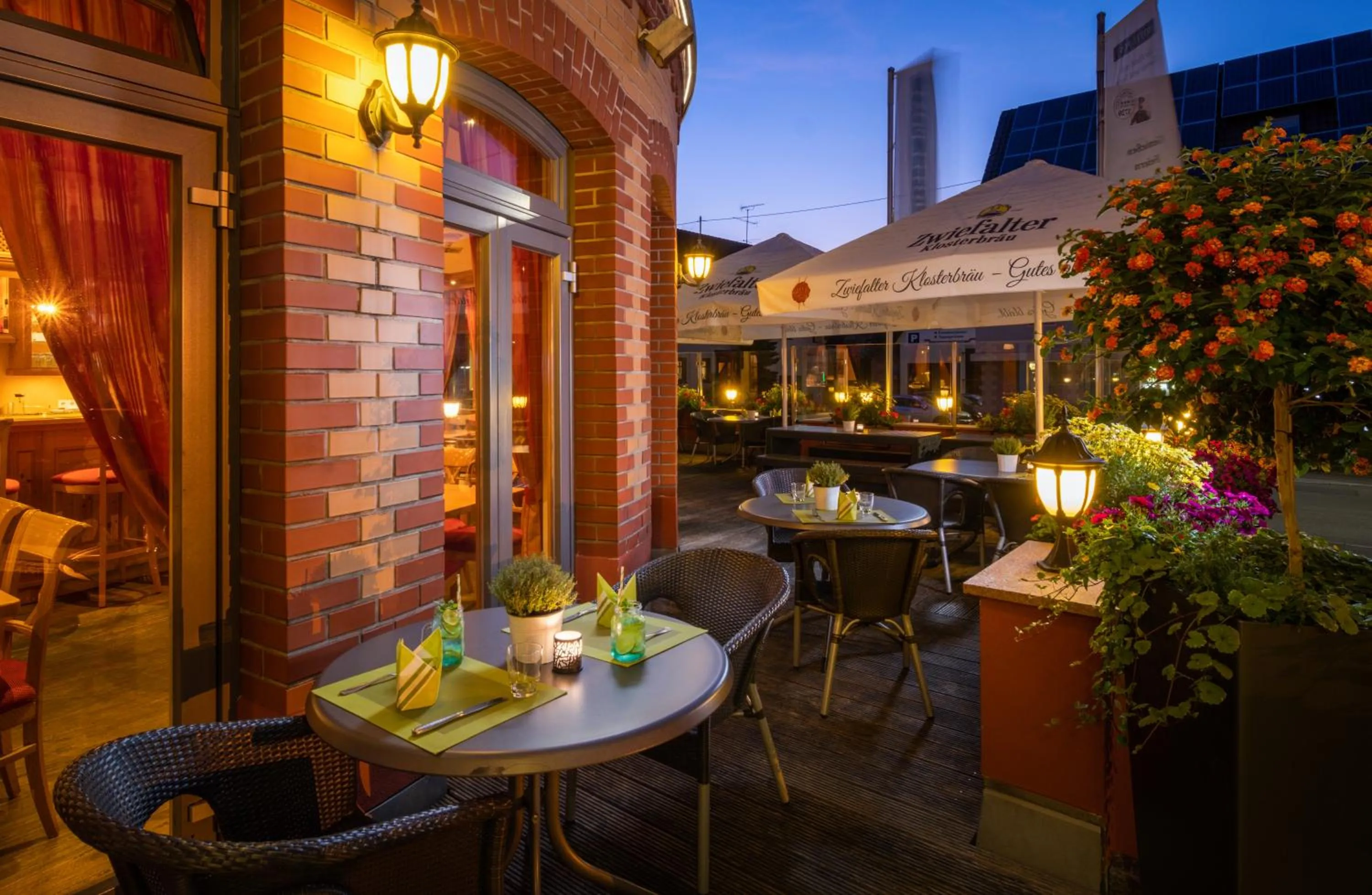 Restaurant/places to eat in Hotel & Restaurant Post