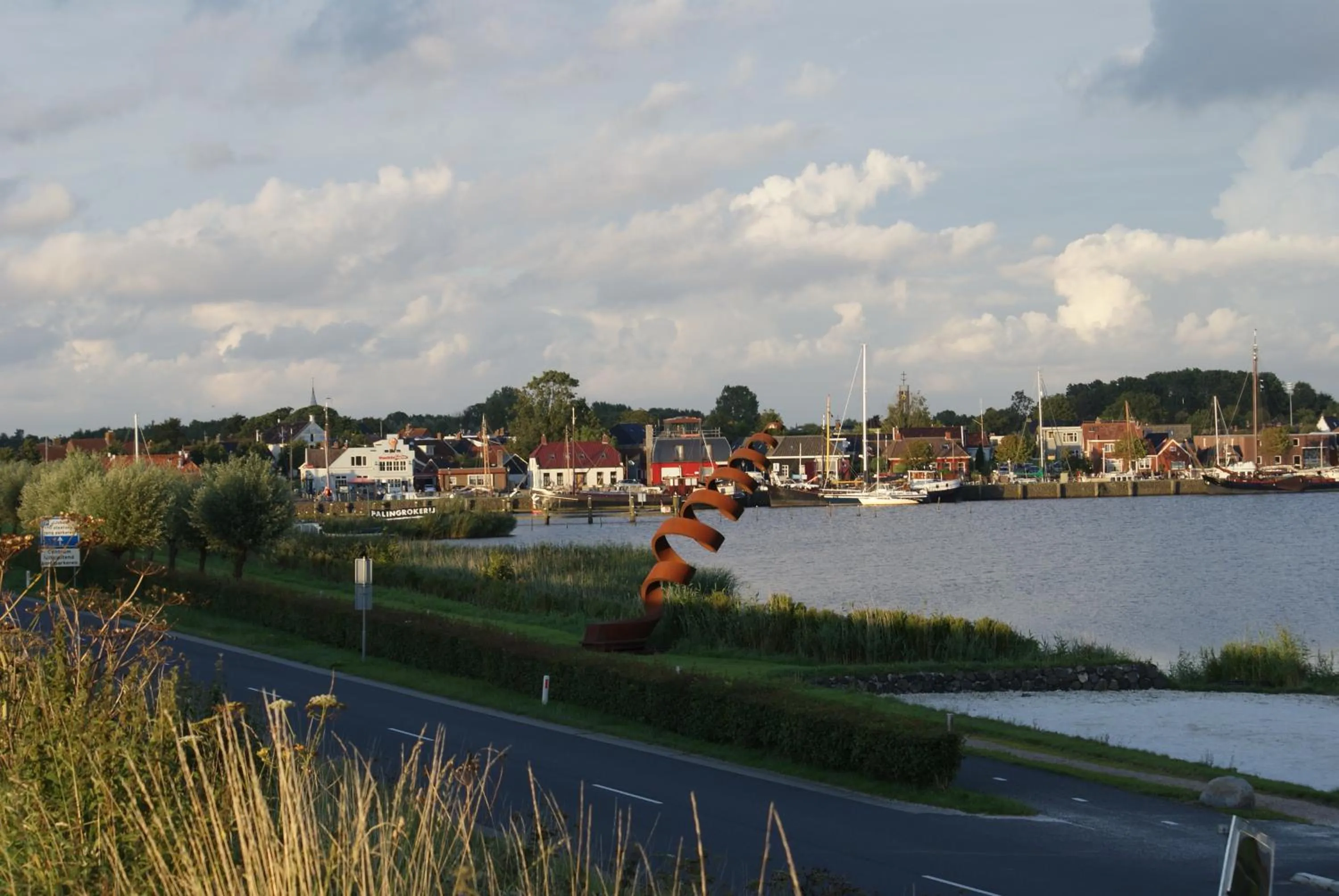 Neighbourhood in BnB-Heirhuys