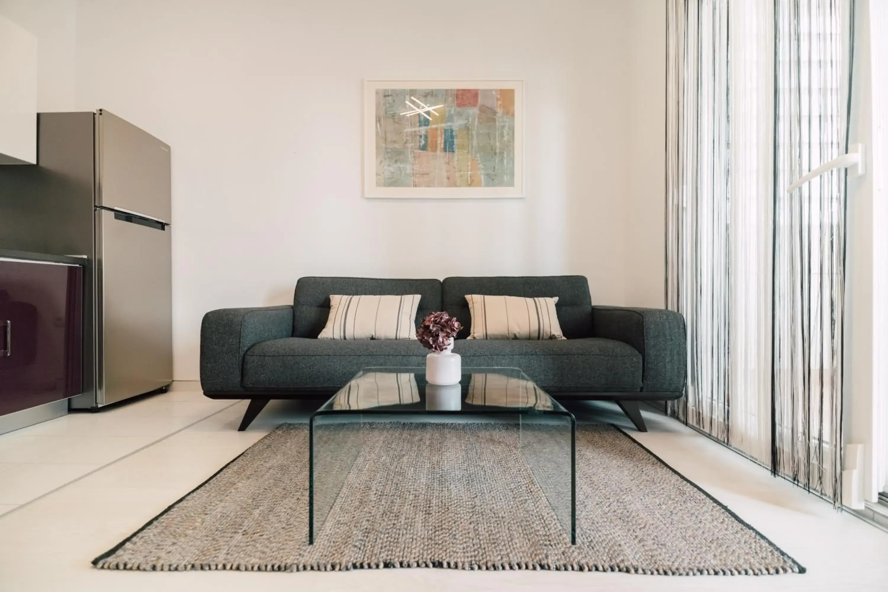 Modern Apartments with Loggia Terrace and Parking Modern Apartments with Loggia Terrace and Parking