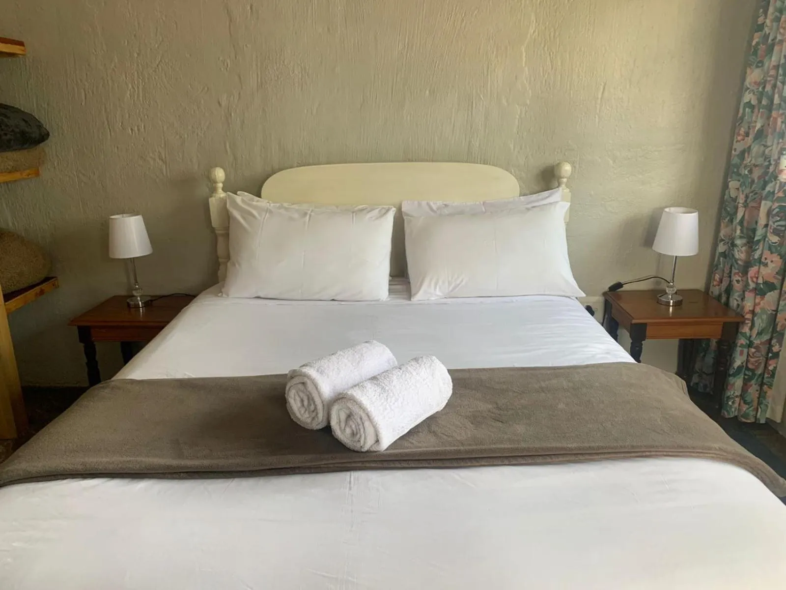 Bed in Ollivanders Estate