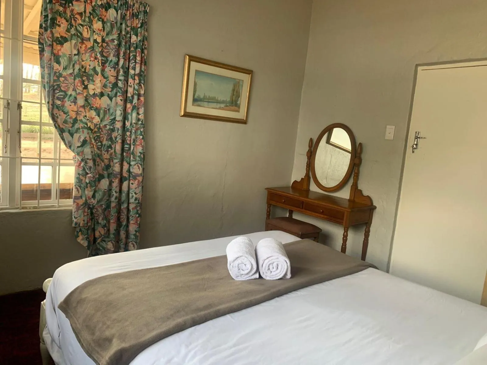 Bed in Ollivanders Estate